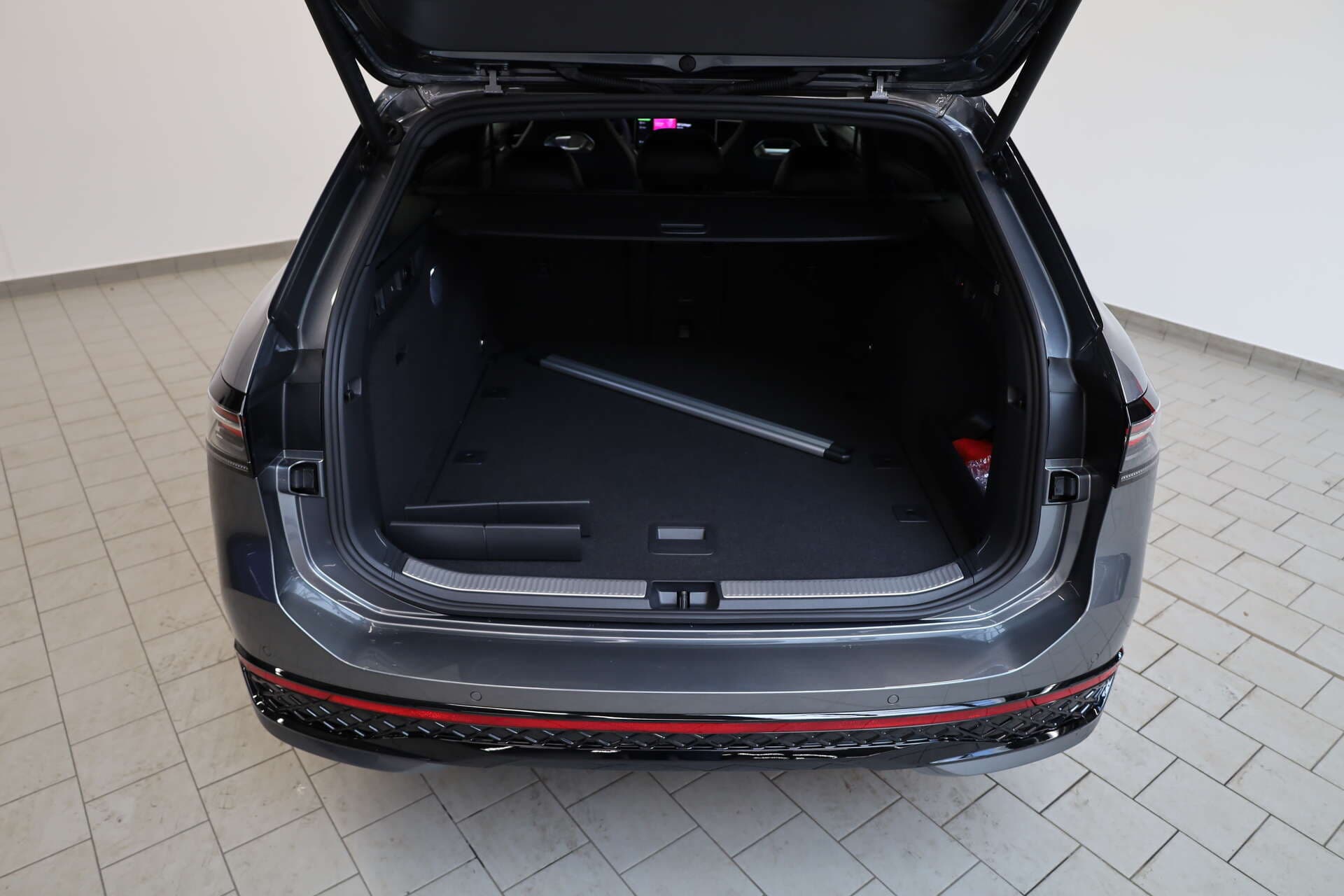 VOLKSWAGEN Passat, photo 14 sur 17
