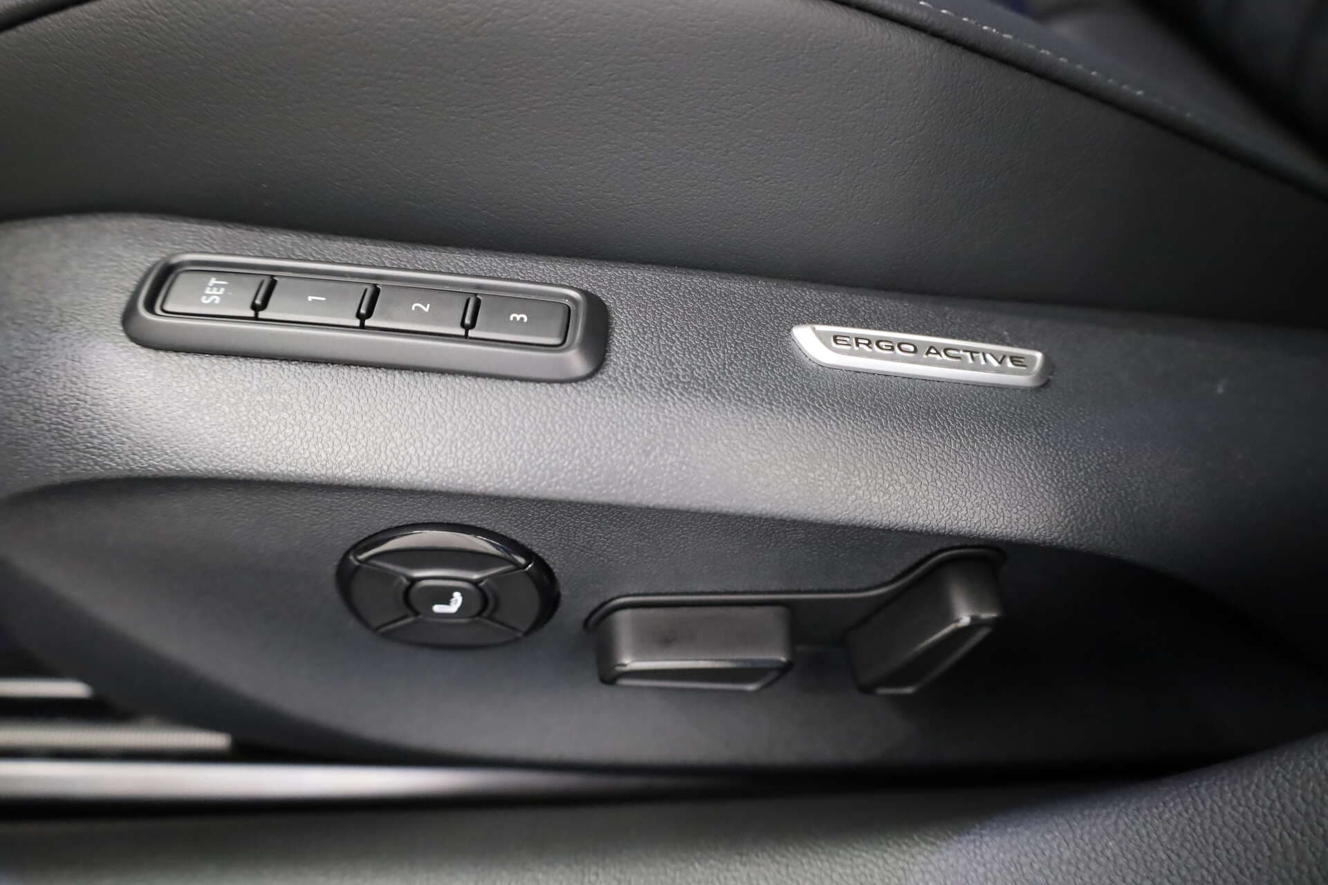 VOLKSWAGEN Passat, photo 16 sur 17