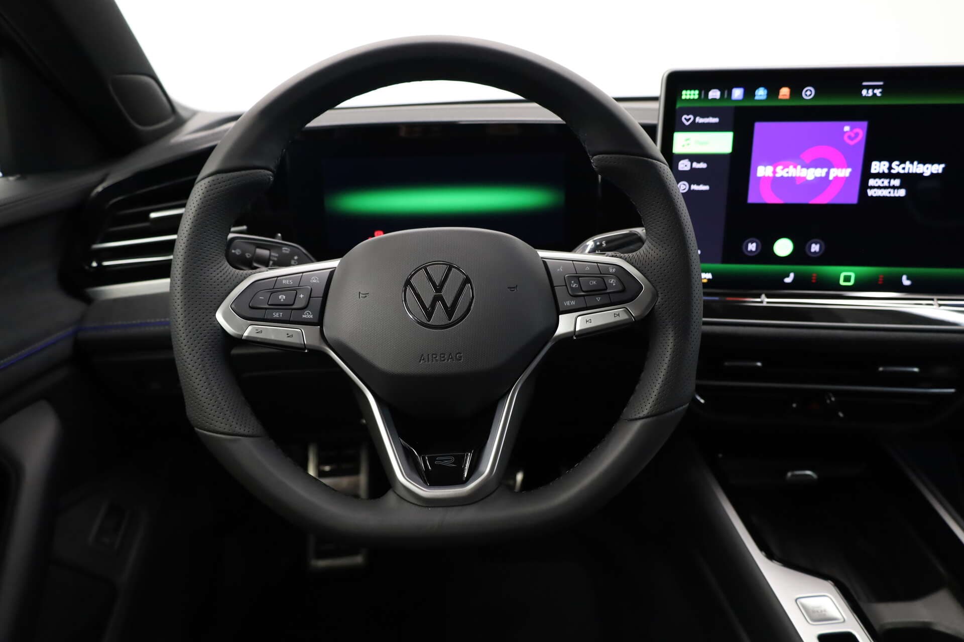 VOLKSWAGEN Passat, photo 6 sur 17