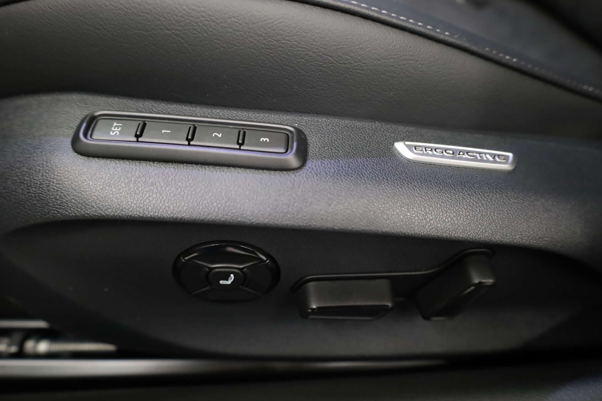 VOLKSWAGEN Passat, photo 15 sur 16