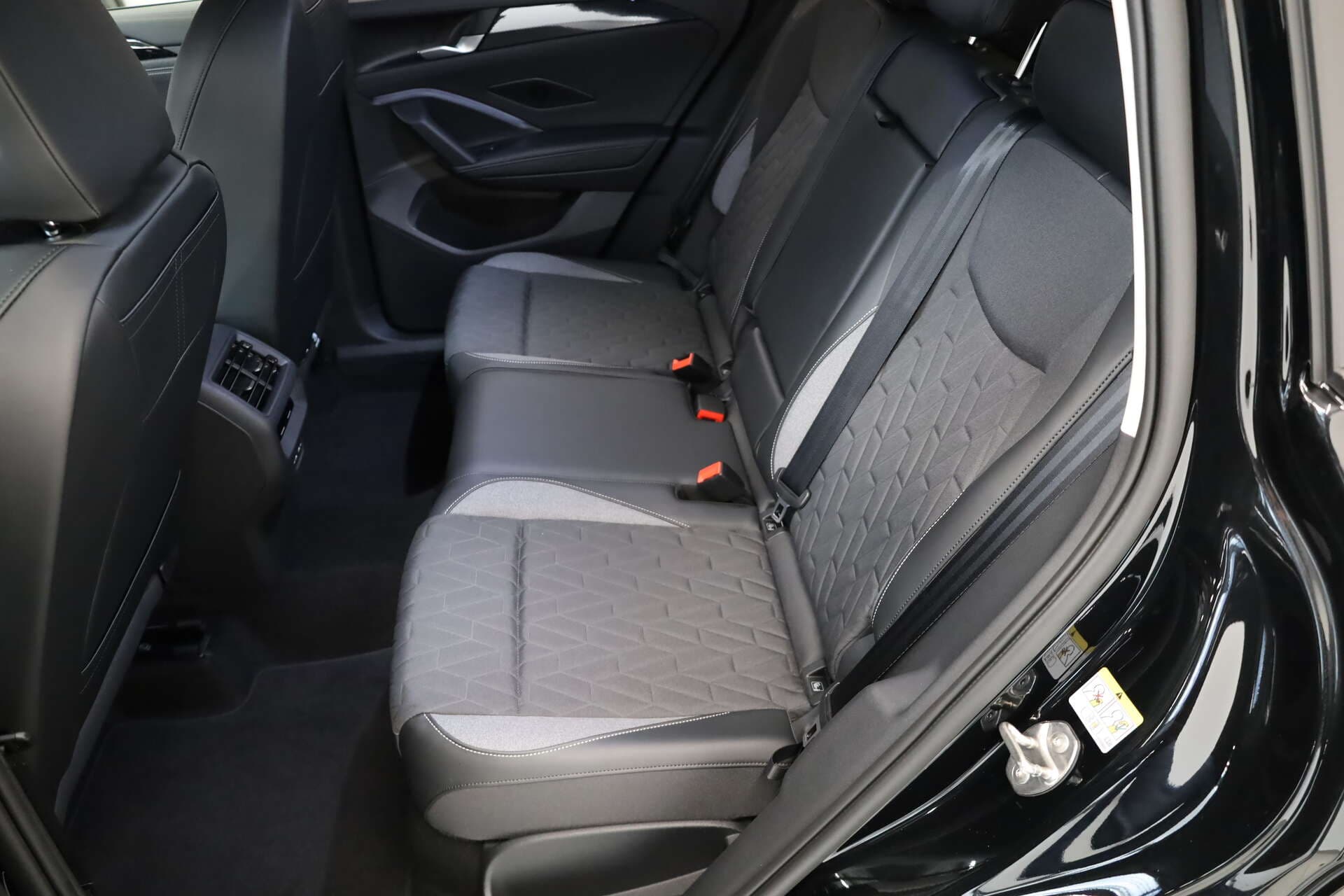 VOLKSWAGEN Tiguan, photo 13 sur 17