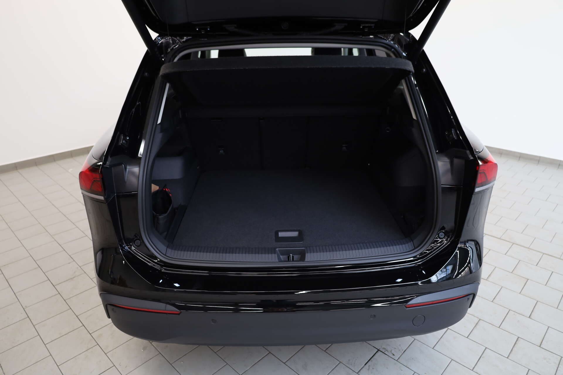 VOLKSWAGEN Tiguan, photo 14 sur 17