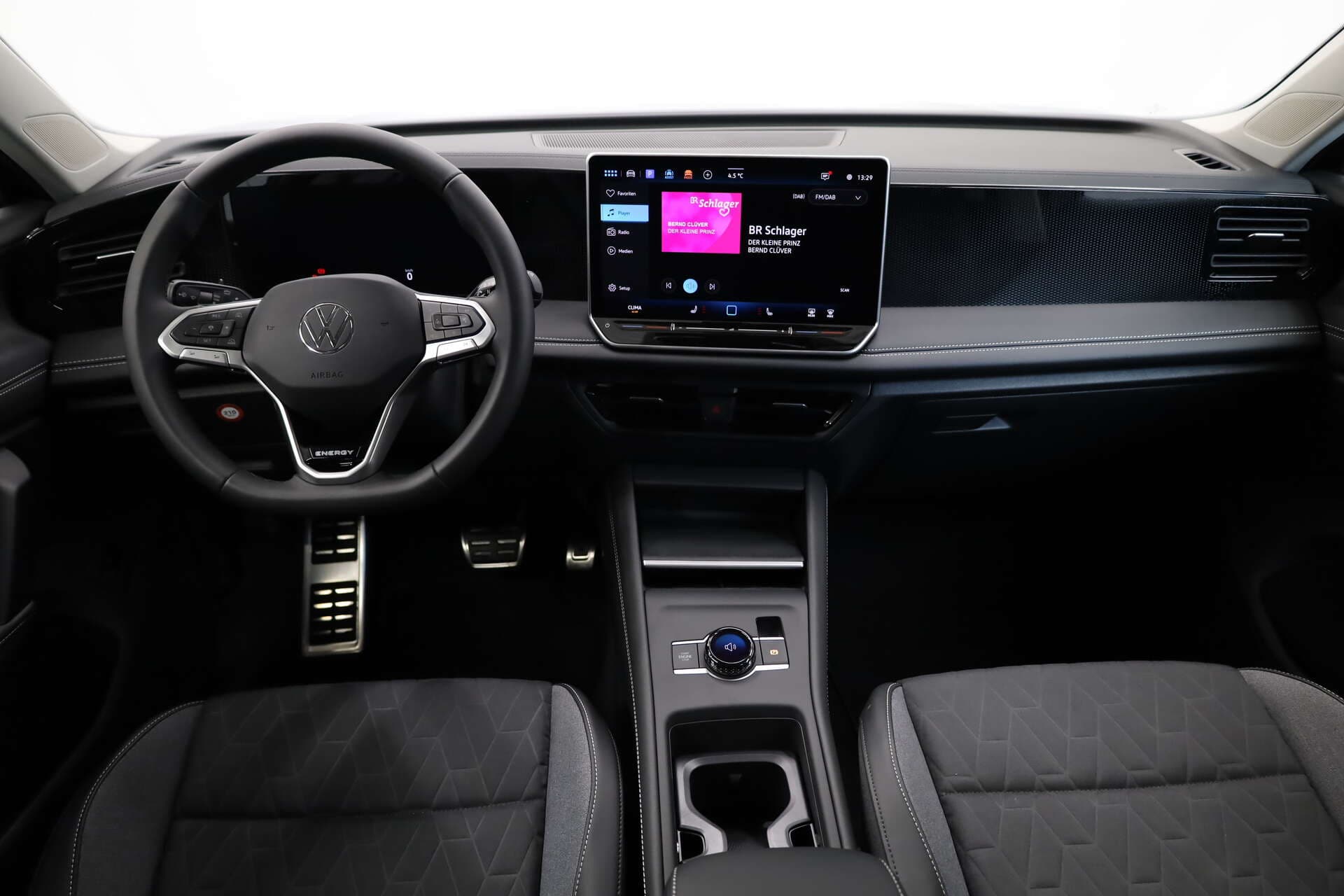 VOLKSWAGEN Tiguan, photo 5 sur 17