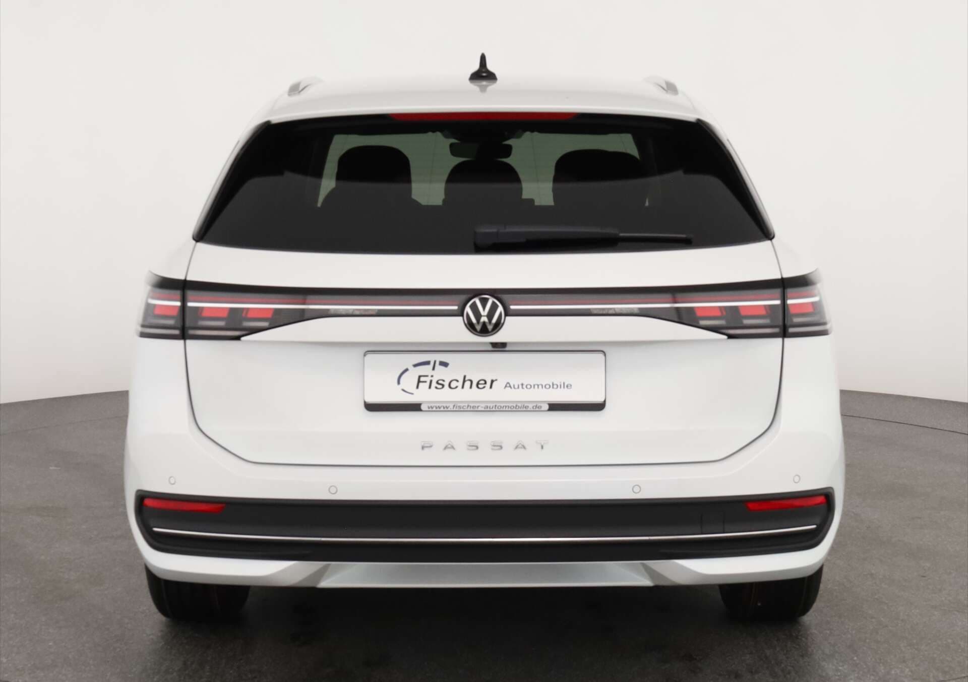 VOLKSWAGEN Passat, photo 4 sur 17