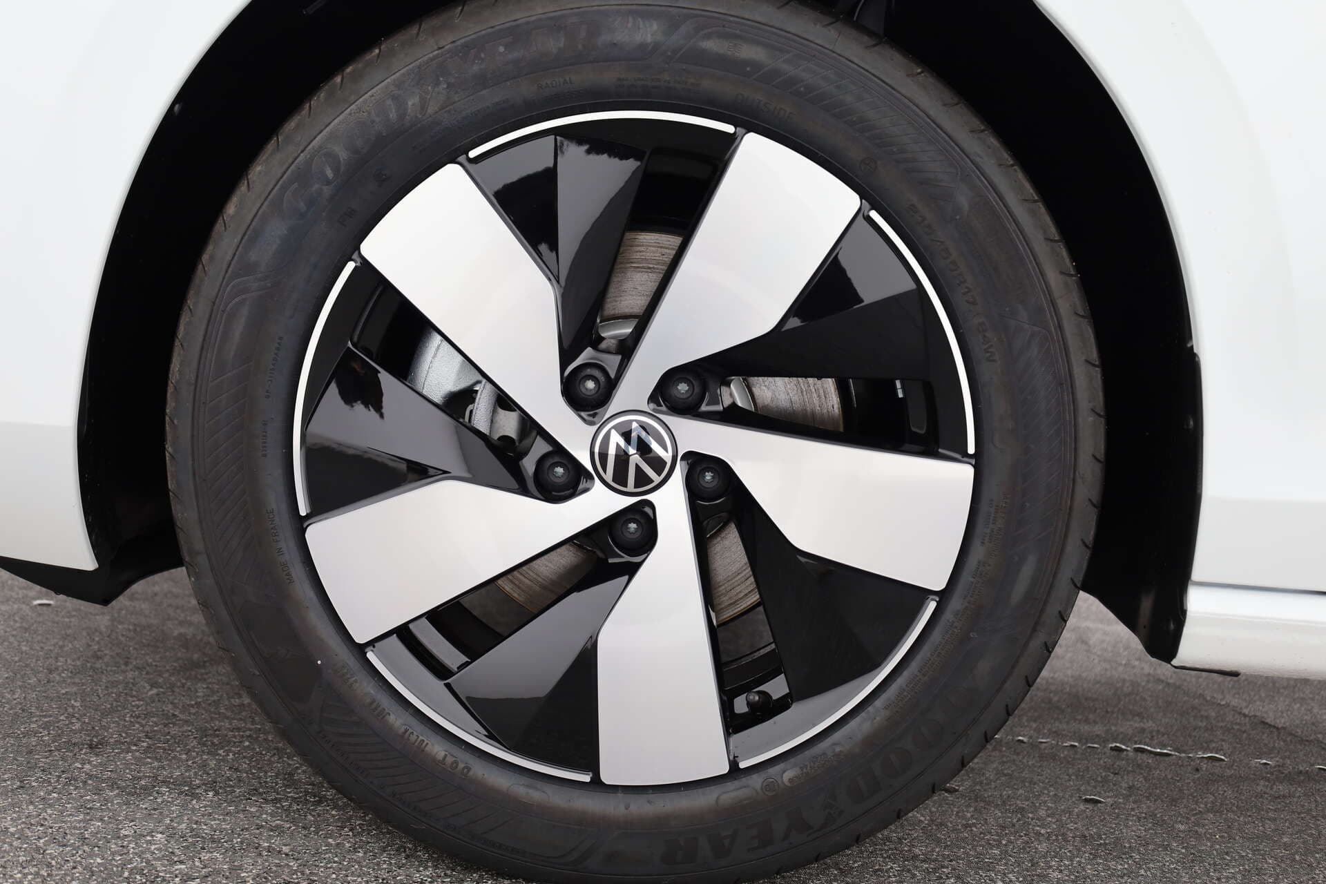 VOLKSWAGEN Passat, photo 6 sur 17