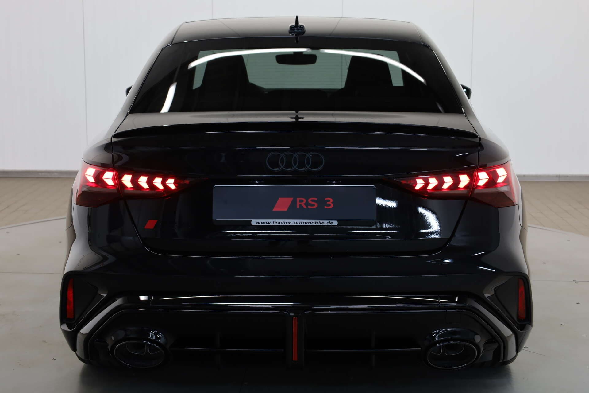 AUDI RS3 Limousine, photo 5 sur 17