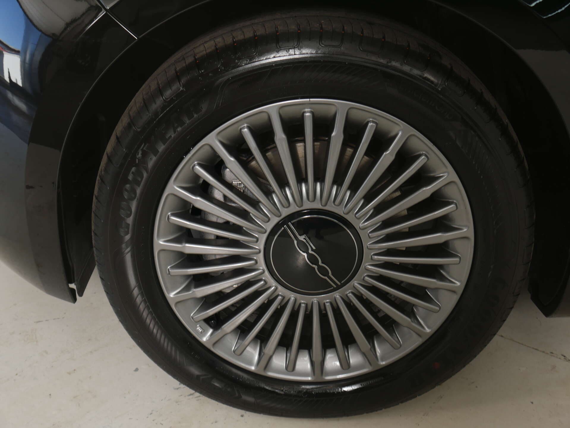 FIAT 500 Hybrid, photo 4 sur 17