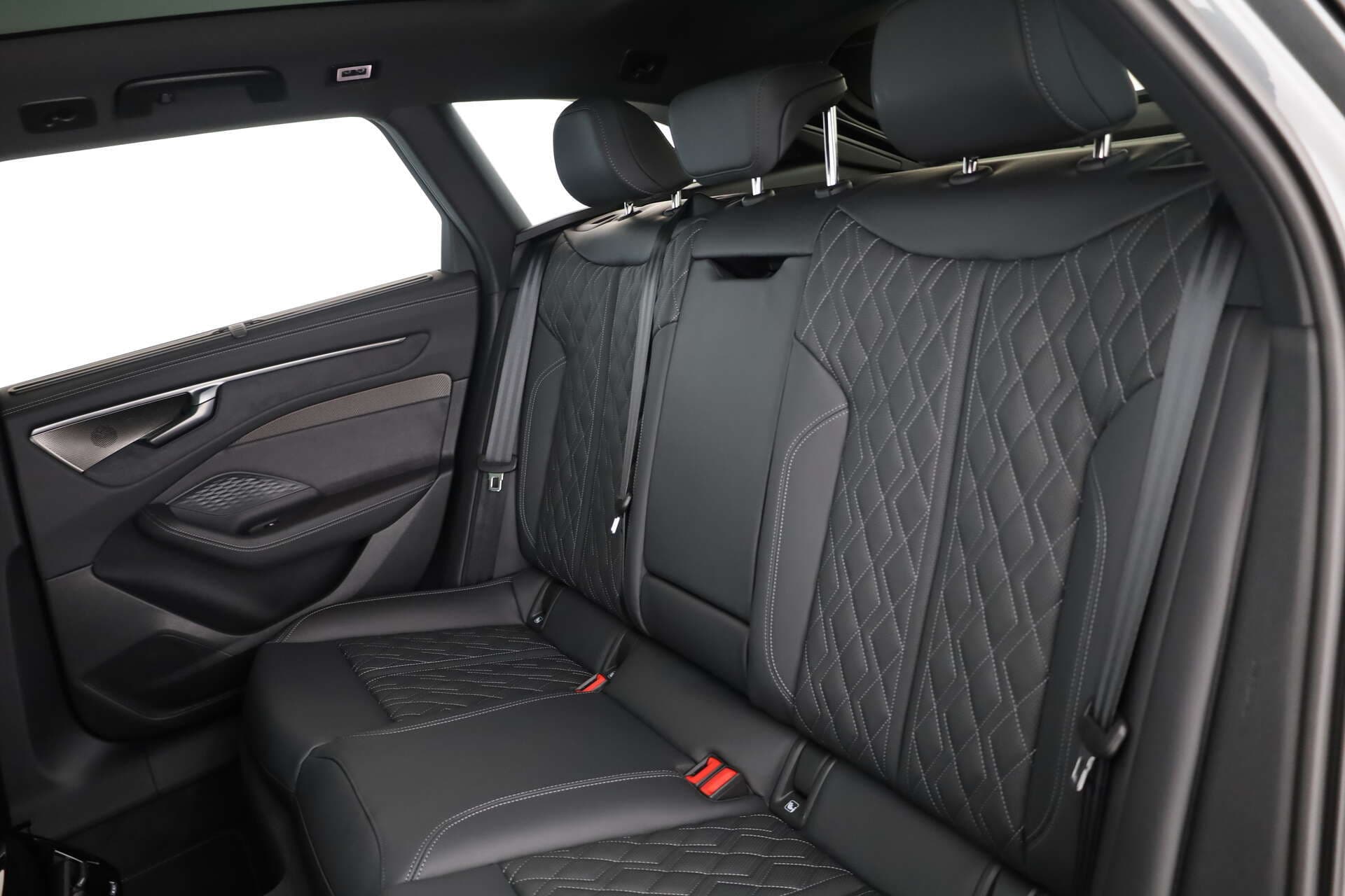 AUDI A6 Avant, photo 10 sur 17