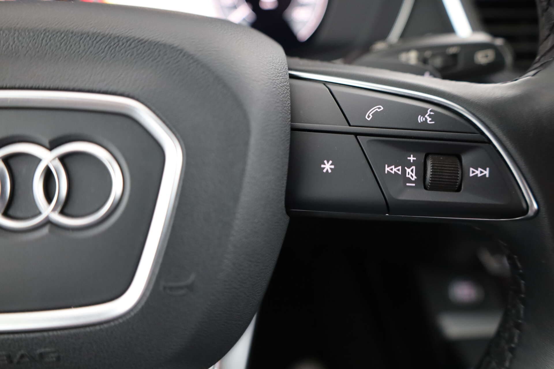AUDI Q5, photo 14 sur 17