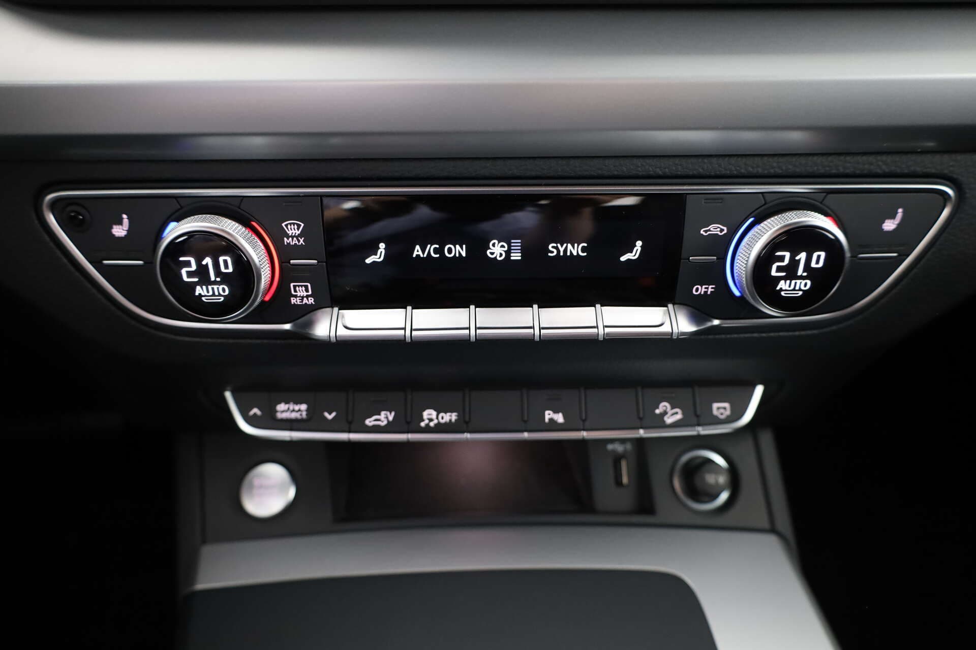 AUDI Q5, photo 16 sur 17