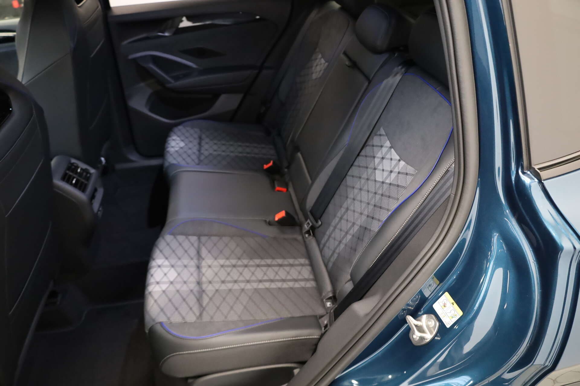 VOLKSWAGEN Tiguan, photo 13 sur 17