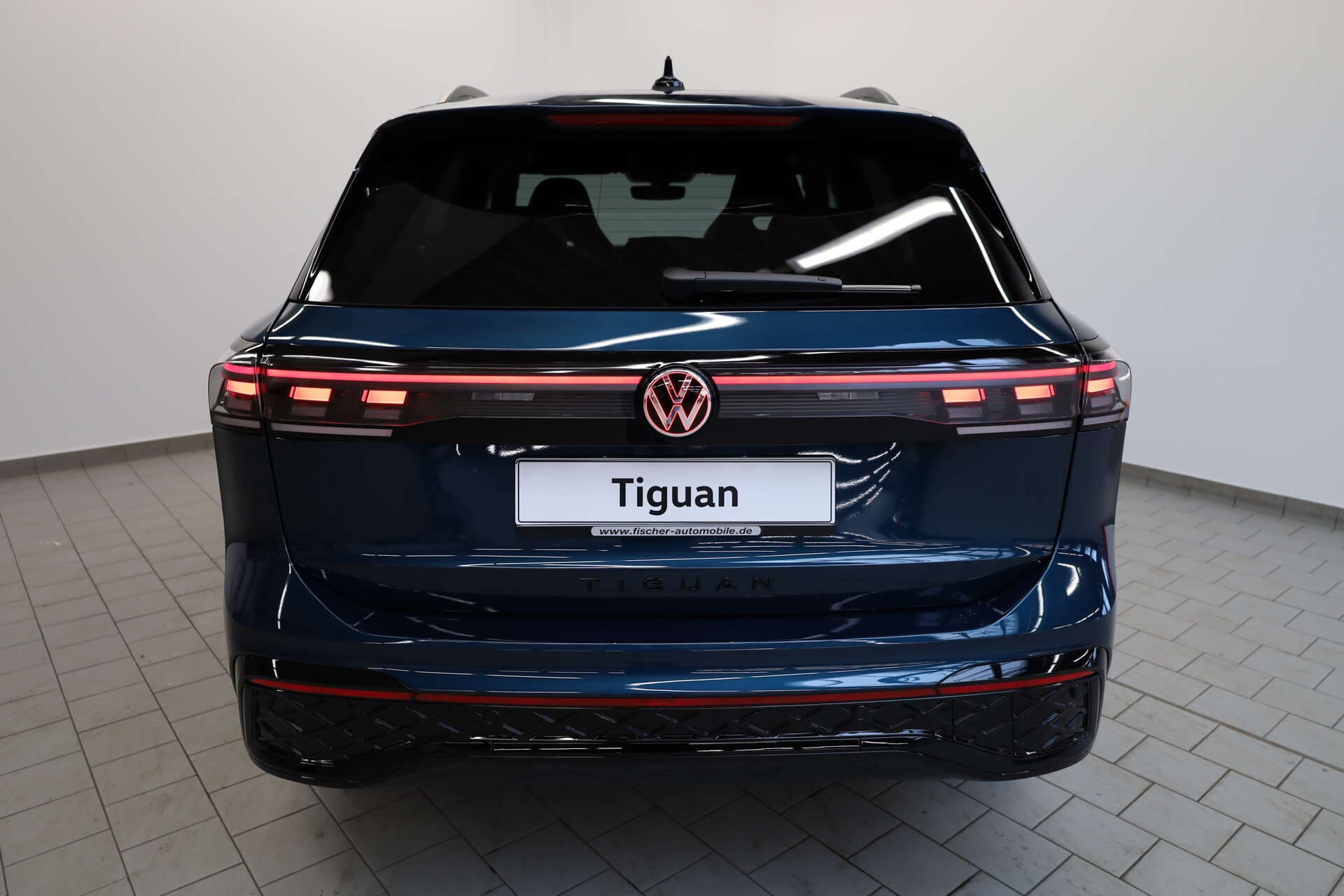 VOLKSWAGEN Tiguan, photo 3 sur 17