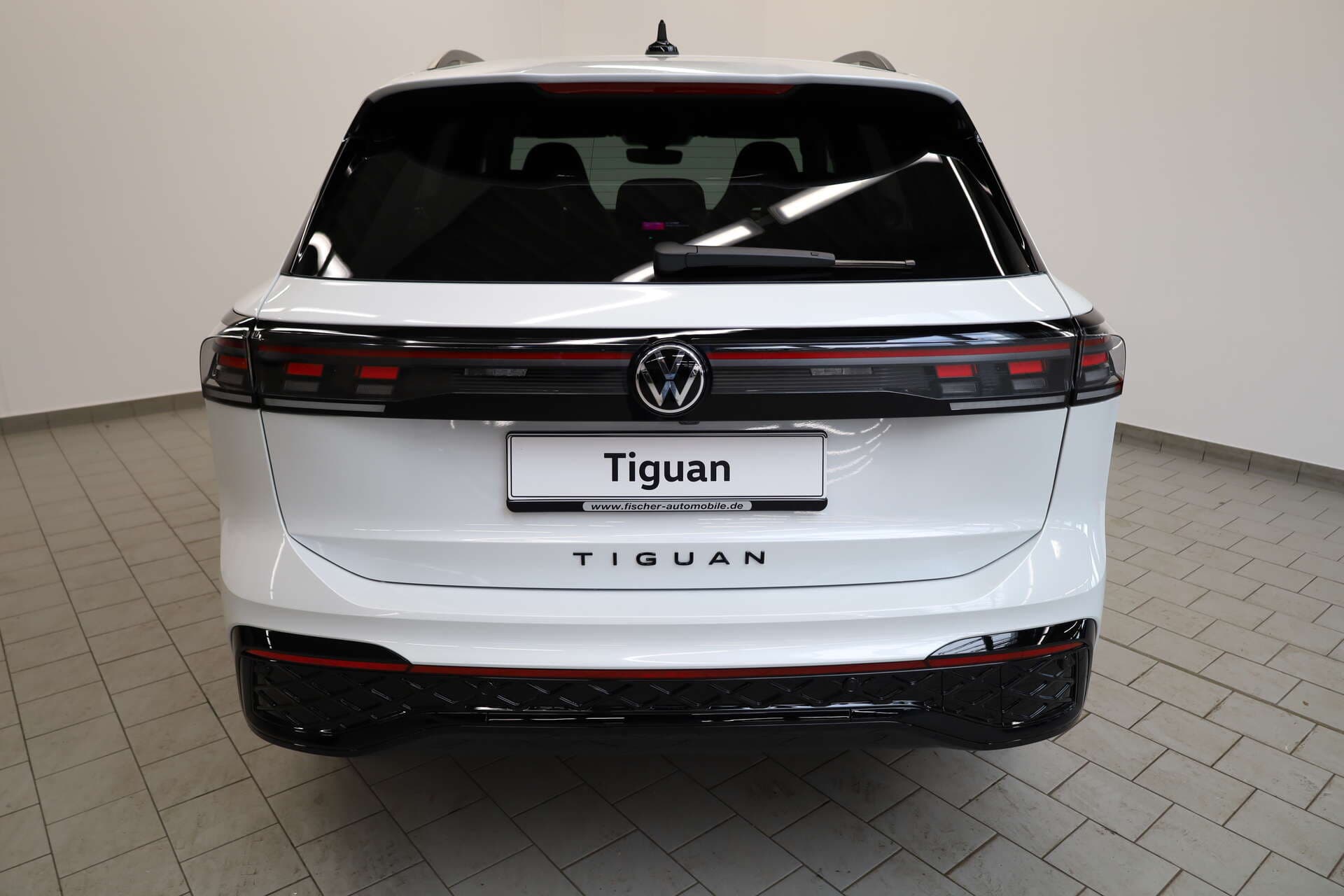 VOLKSWAGEN Tiguan, photo 3 sur 17