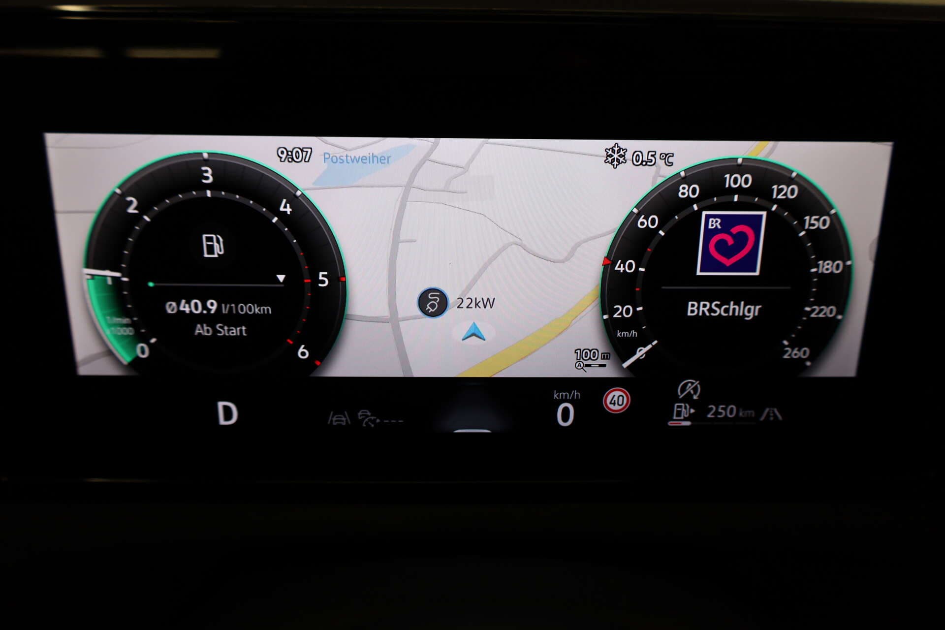 VOLKSWAGEN Tiguan, photo 7 sur 17