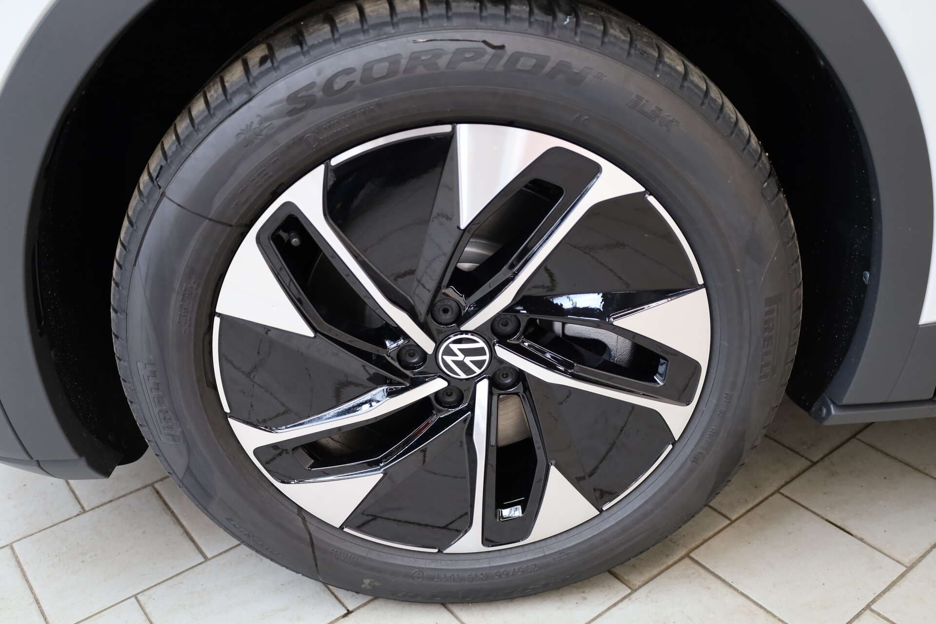 VOLKSWAGEN ID.4, photo 16 sur 16