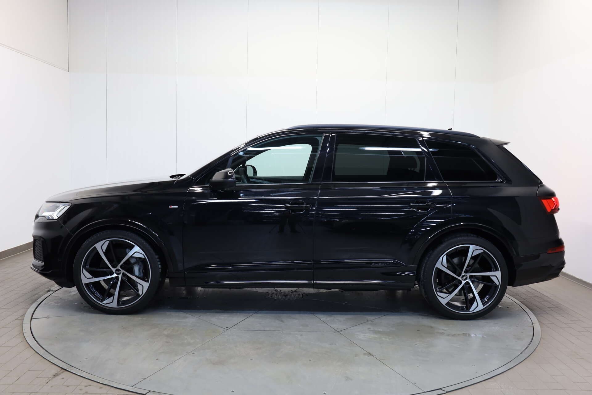 AUDI Q7, photo 4 sur 17