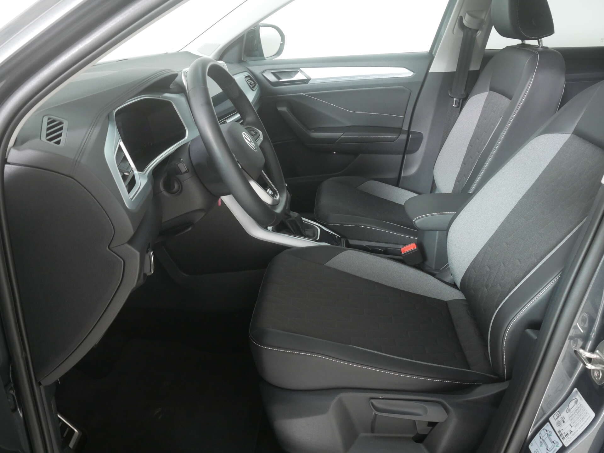 VOLKSWAGEN T-Roc, photo 12 sur 17