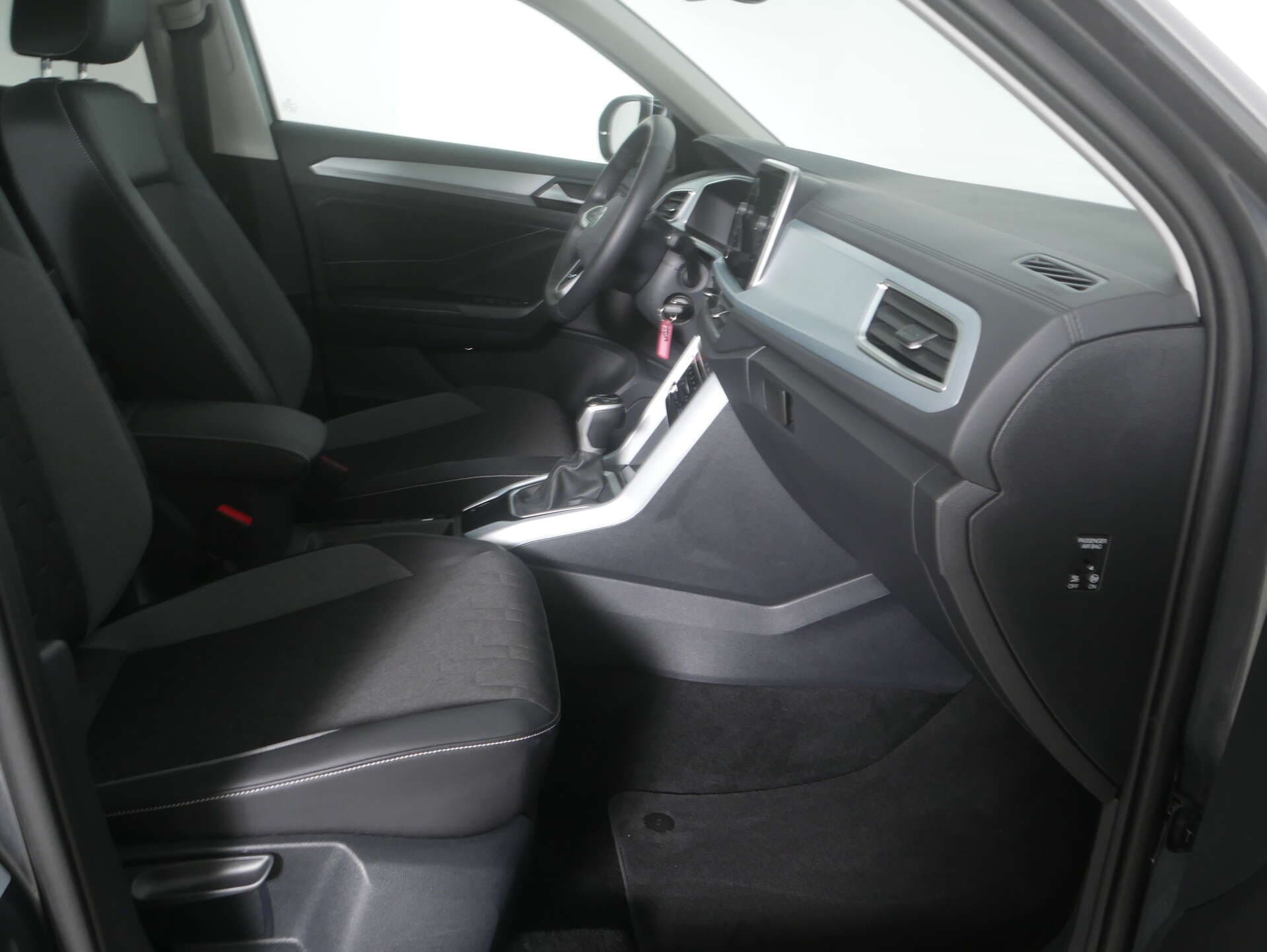 VOLKSWAGEN T-Roc, photo 14 sur 17