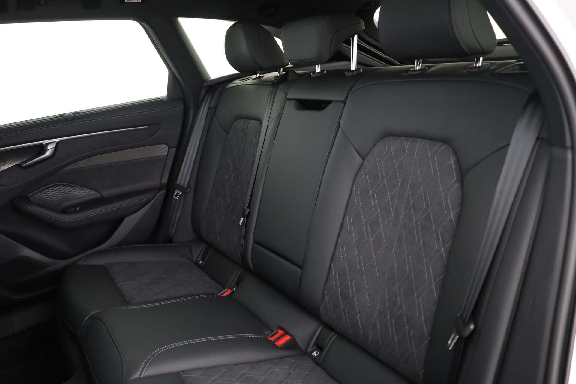 AUDI A6 Avant, photo 10 sur 17