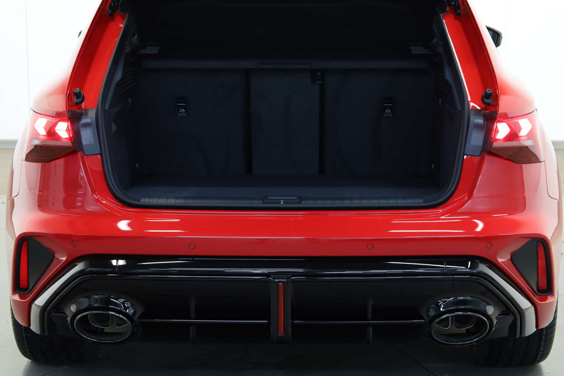 AUDI RS3 Sportback, photo 11 sur 17