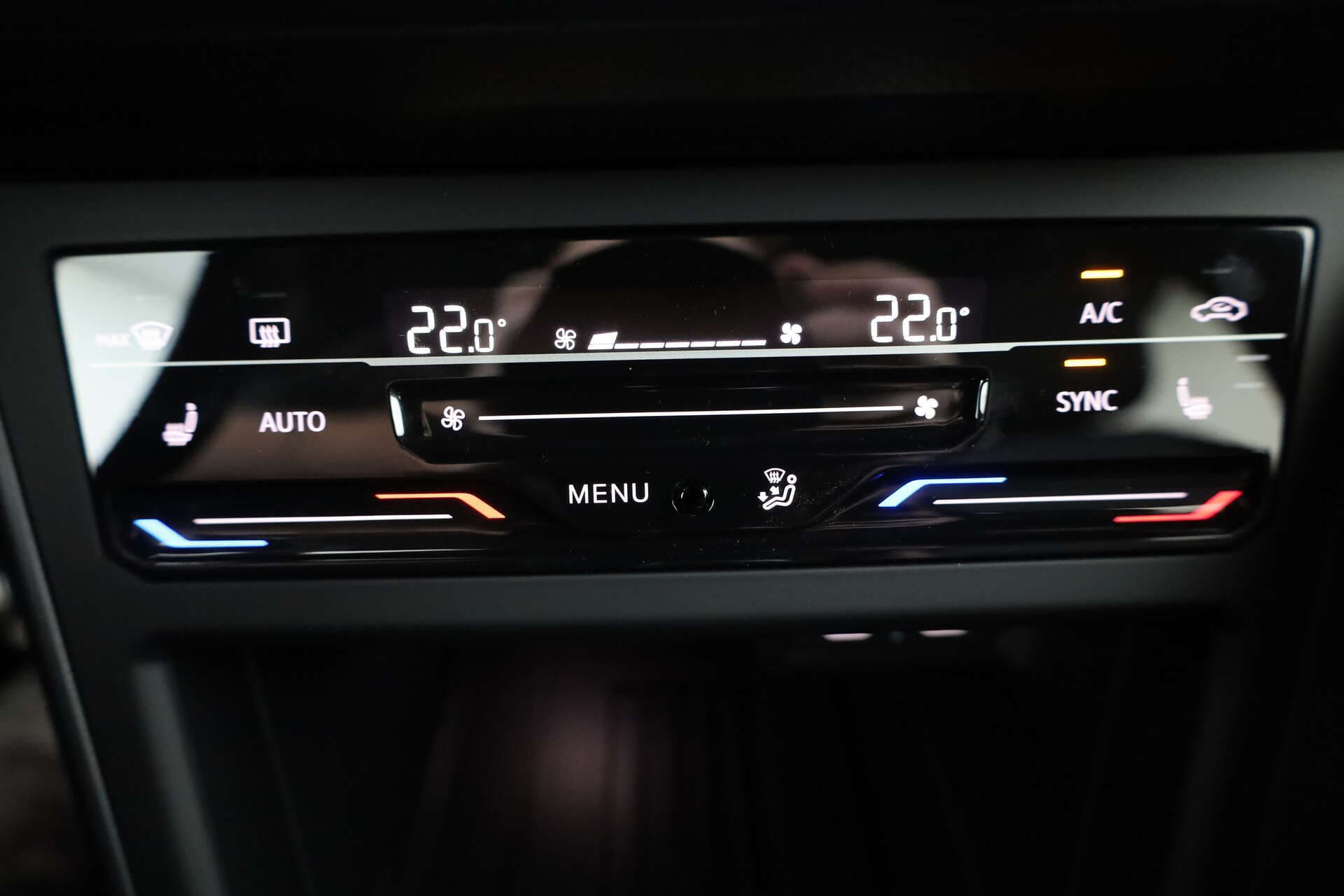 VOLKSWAGEN Polo, photo 15 sur 17