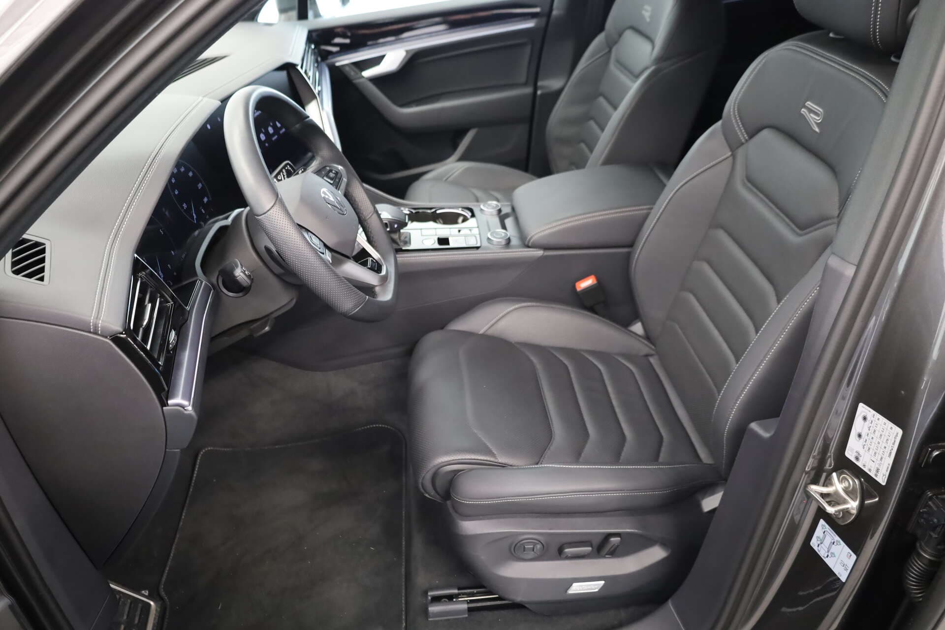 VOLKSWAGEN Touareg, photo 6 sur 17