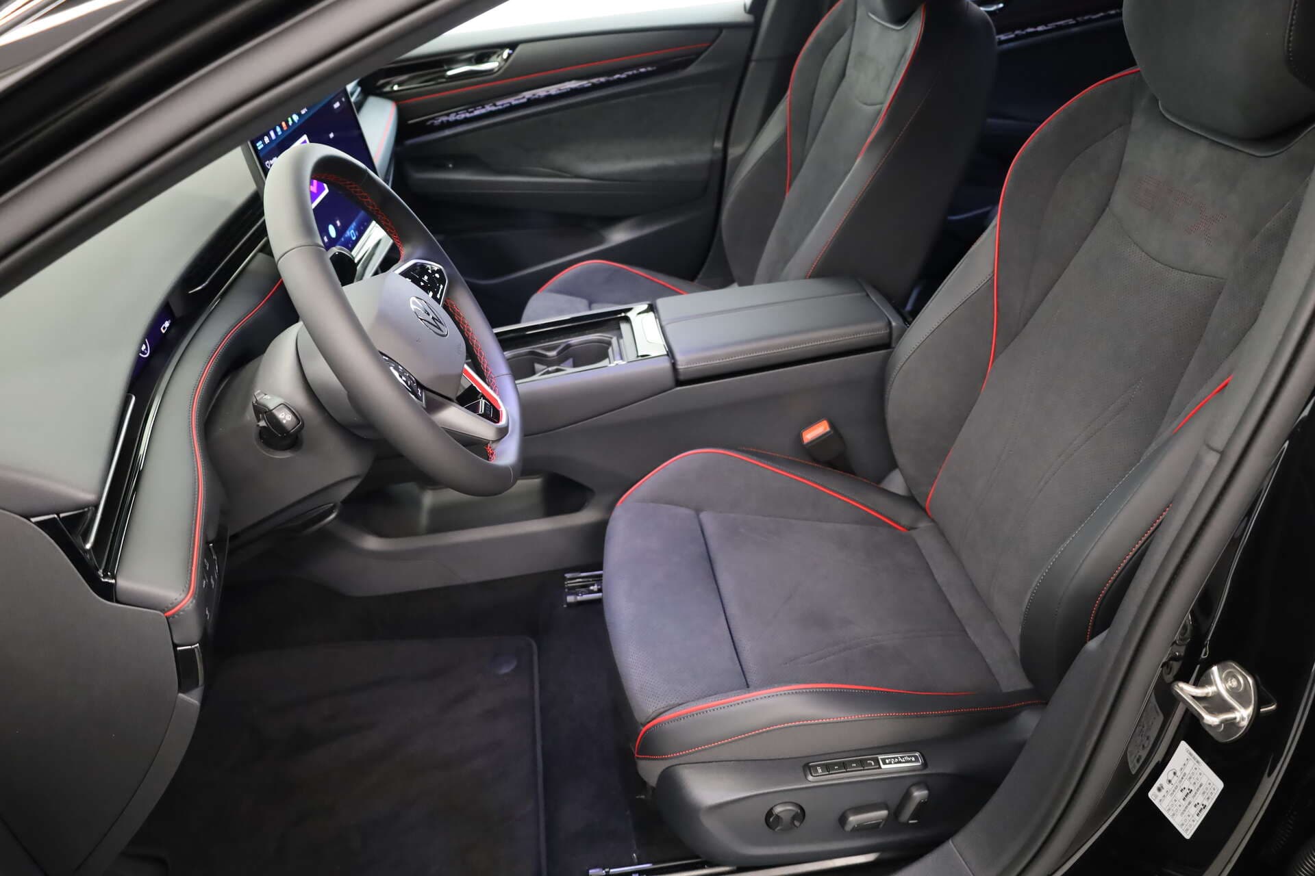 VOLKSWAGEN ID.7 Tourer, photo 4 sur 17