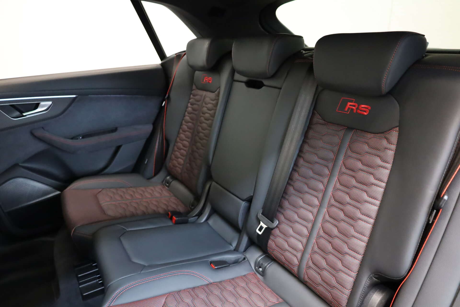 AUDI RS Q8, photo 10 sur 17