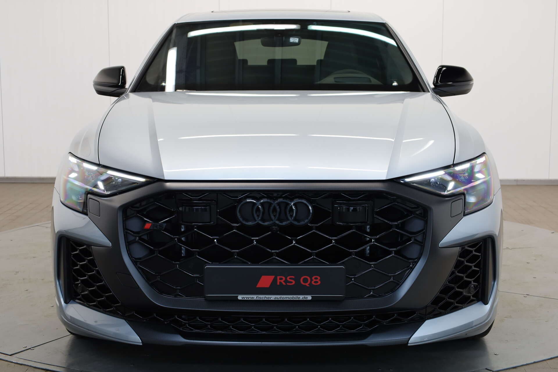 AUDI RS Q8, photo 2 sur 17