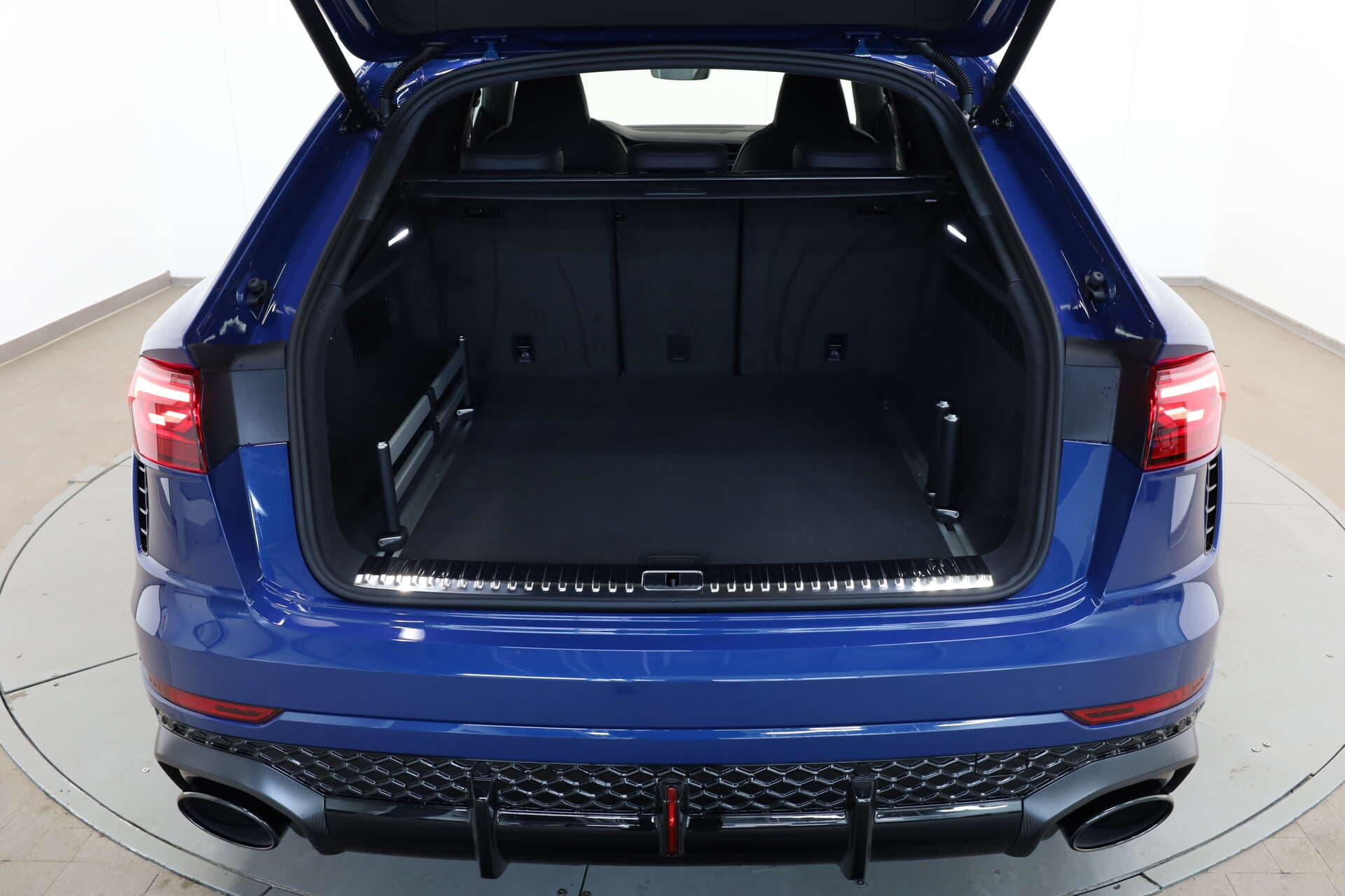 AUDI RS Q8, photo 11 sur 17