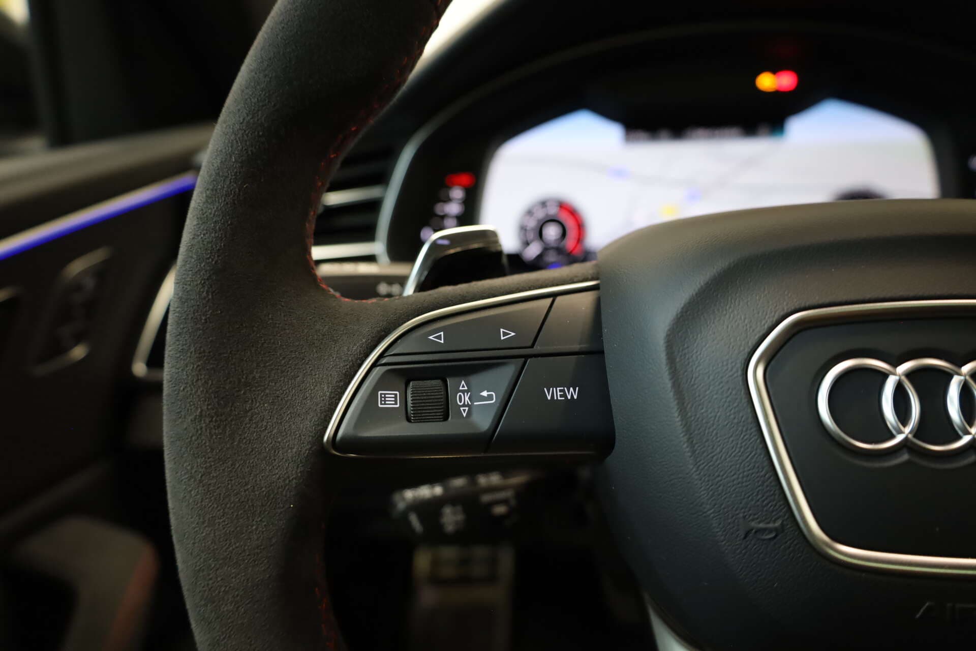 AUDI RS Q8, photo 14 sur 17