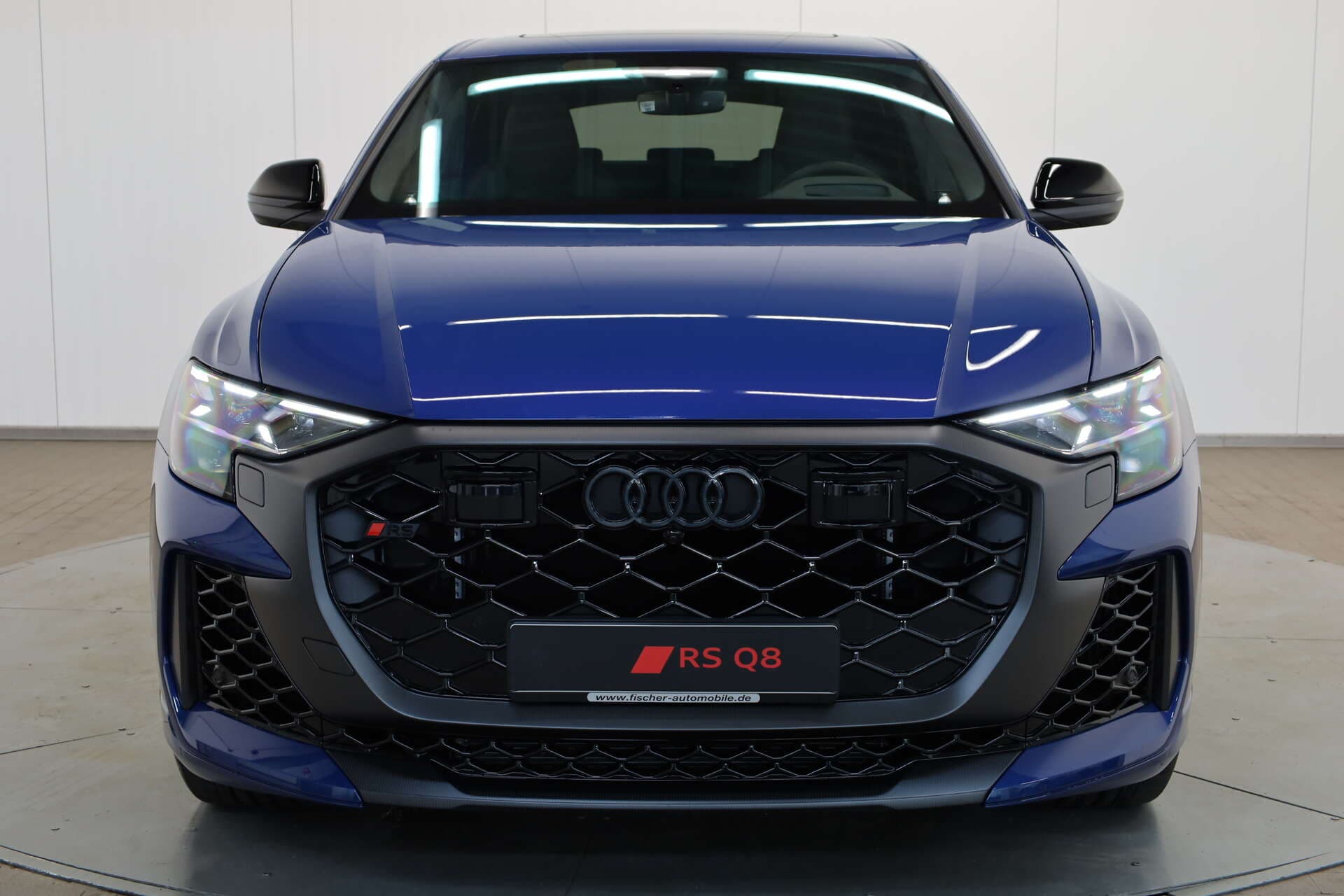 AUDI RS Q8, photo 2 sur 17
