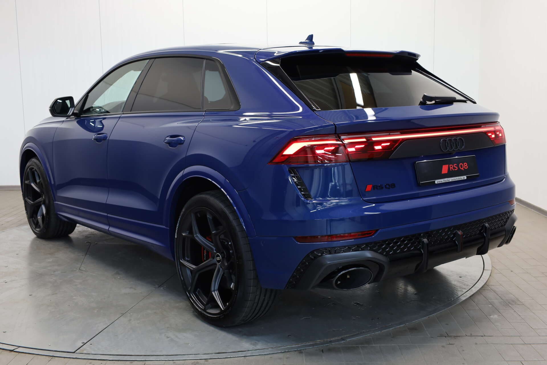 AUDI RS Q8, photo 3 sur 17