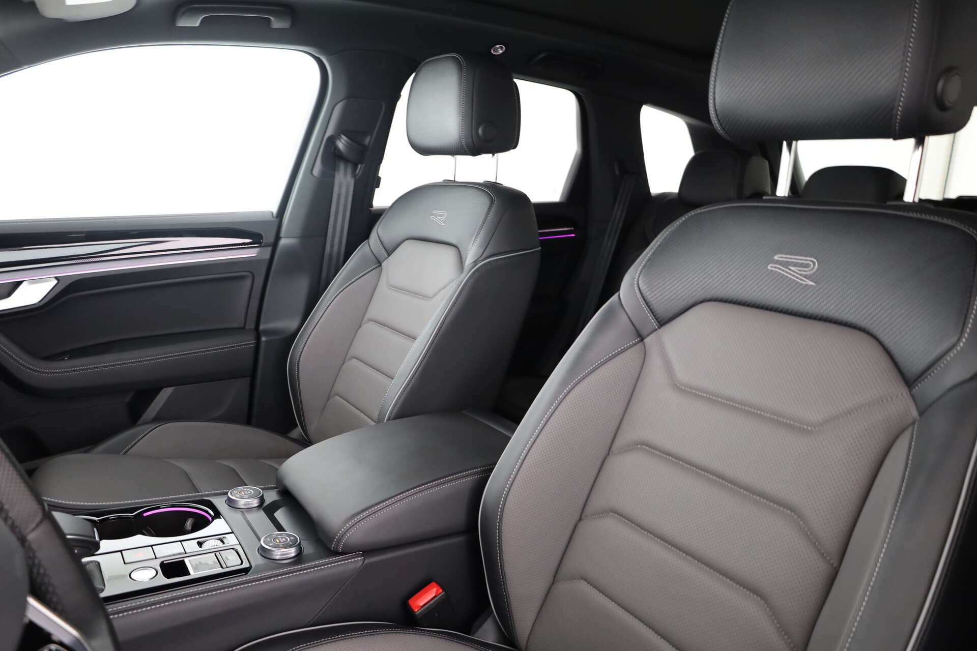 VOLKSWAGEN Touareg, photo 9 sur 17