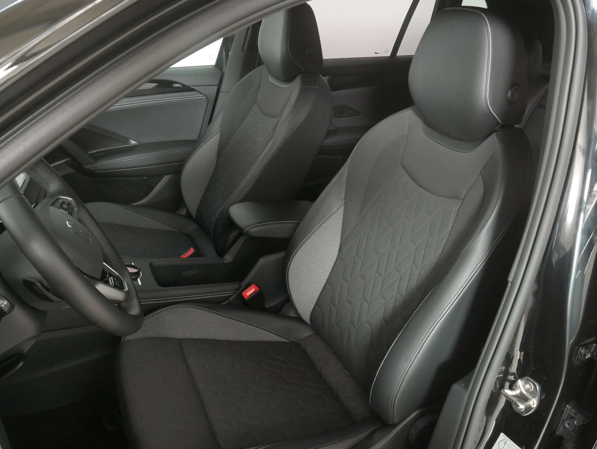 VOLKSWAGEN Tiguan, photo 11 sur 17