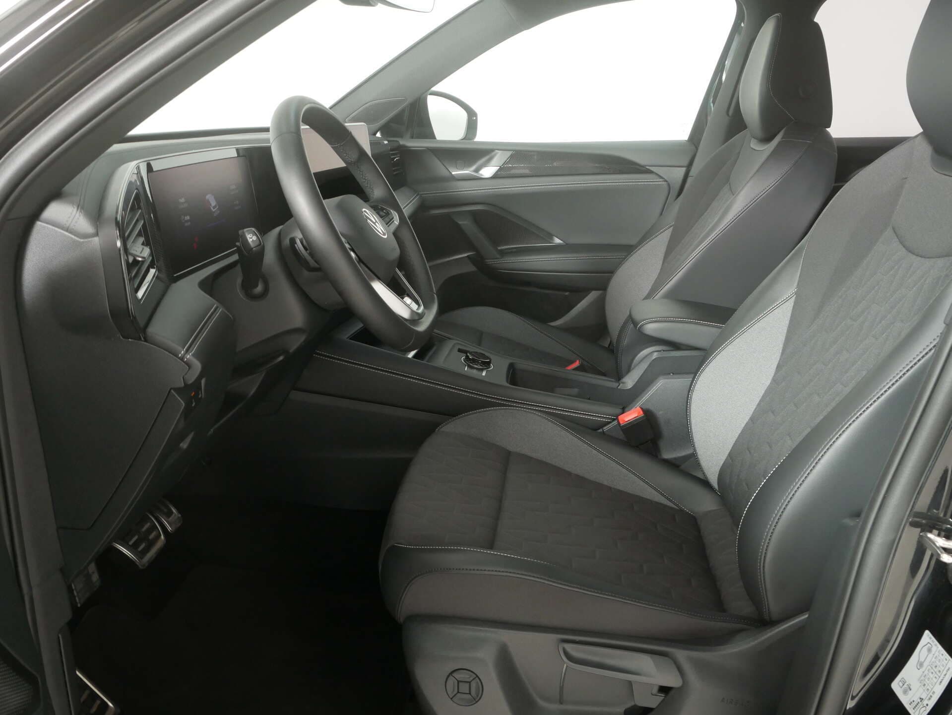 VOLKSWAGEN Tiguan, photo 12 sur 17