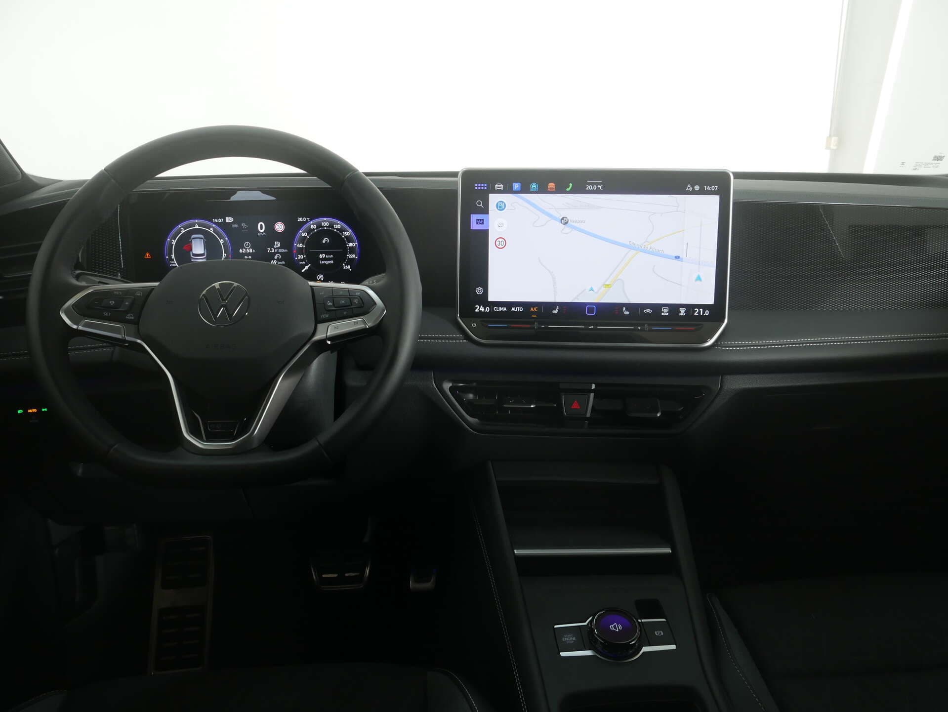 VOLKSWAGEN Tiguan, photo 14 sur 17