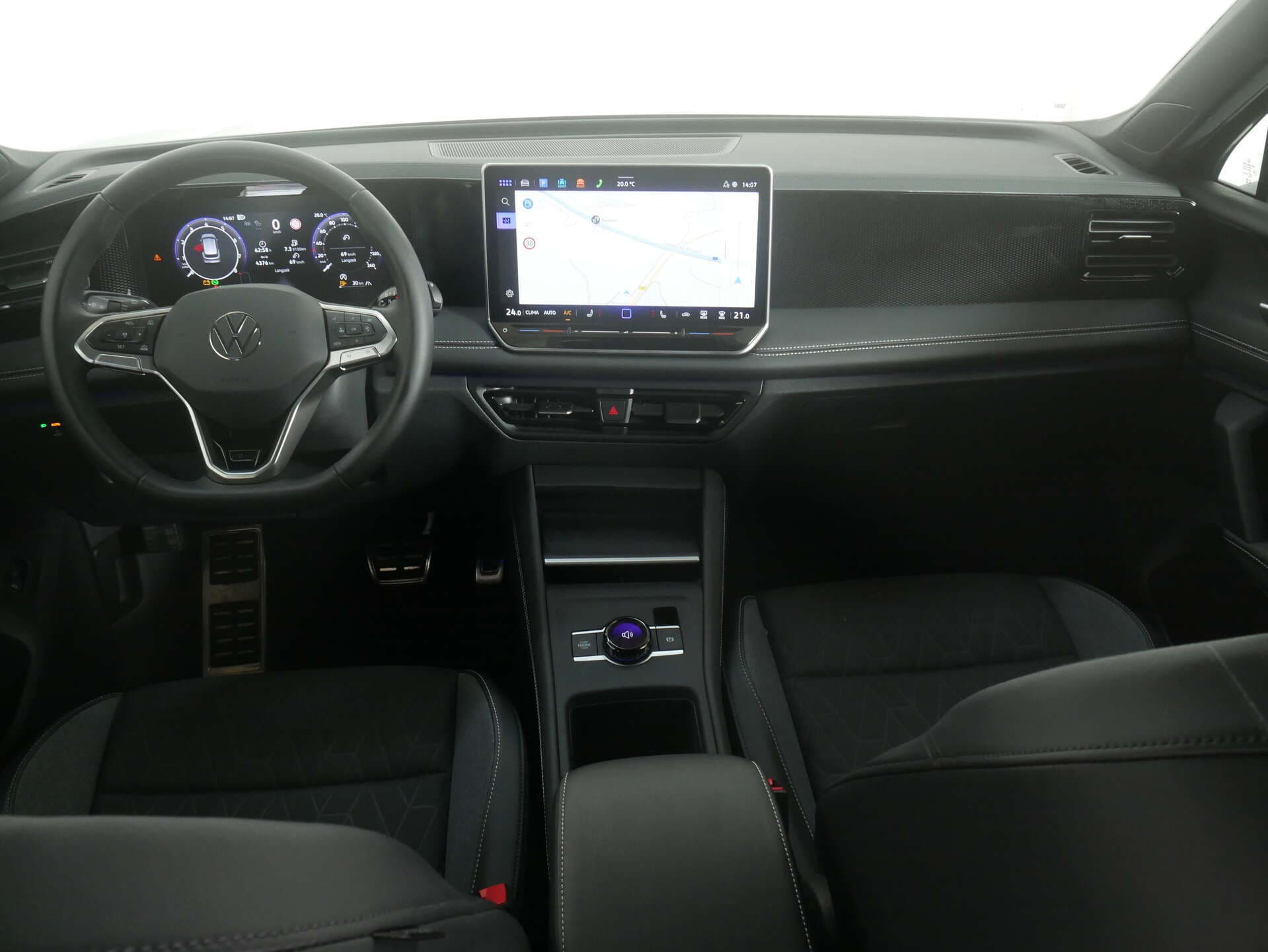VOLKSWAGEN Tiguan, photo 15 sur 17