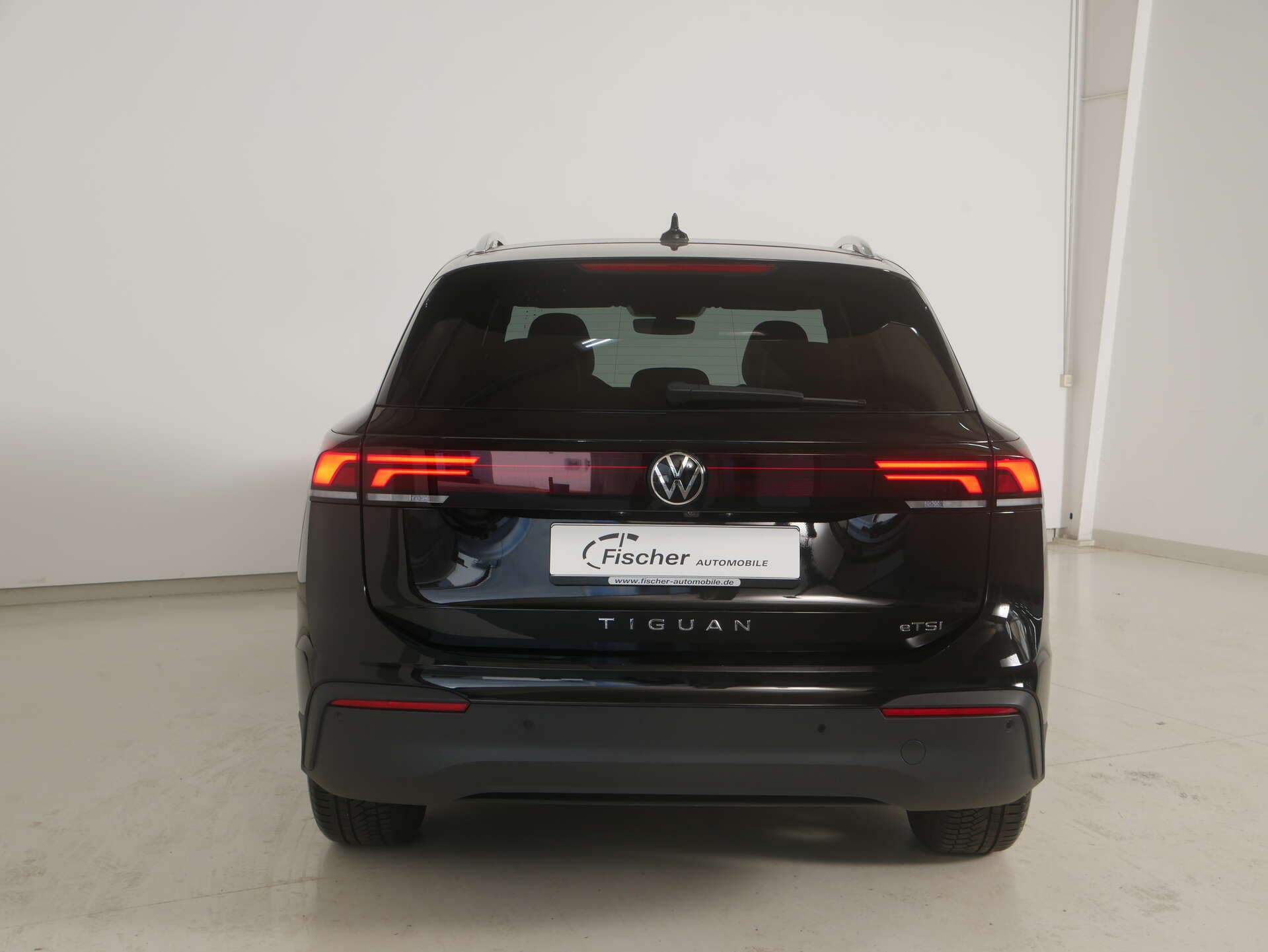 VOLKSWAGEN Tiguan, photo 3 sur 17