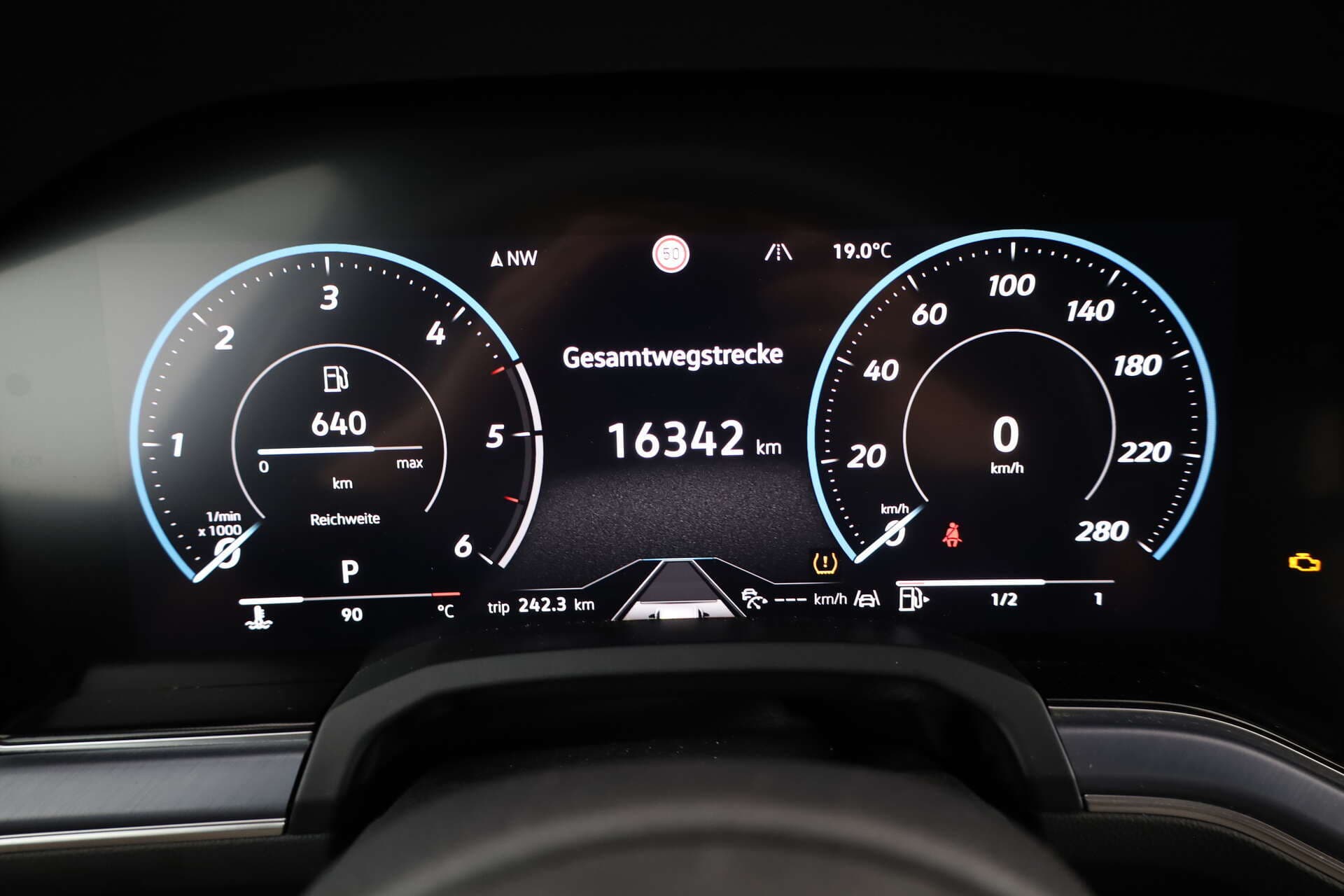 VOLKSWAGEN Touareg, photo 15 sur 17
