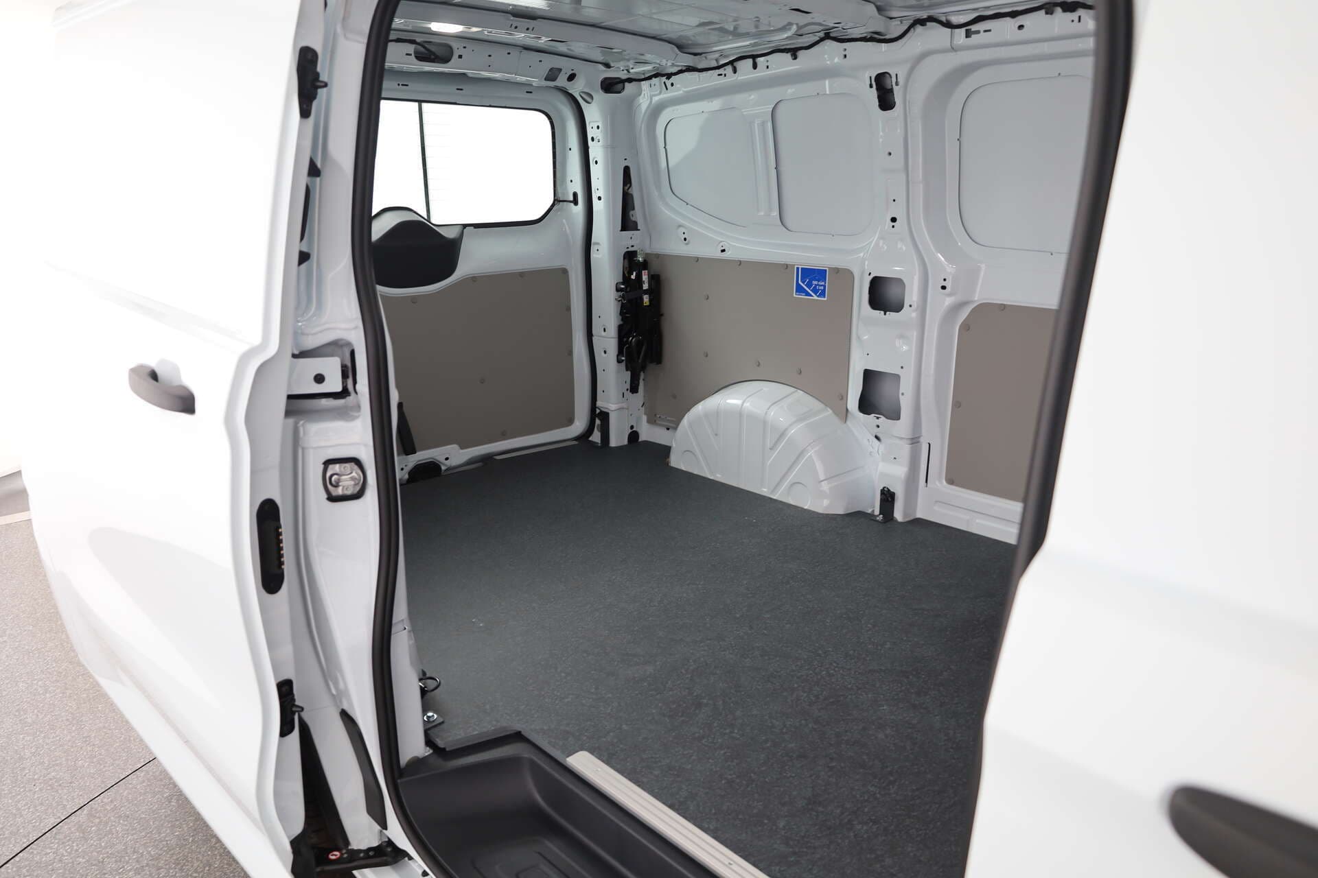 VOLKSWAGEN NUTZFAHRZEUGE T7 Transporter, photo 10 sur 17