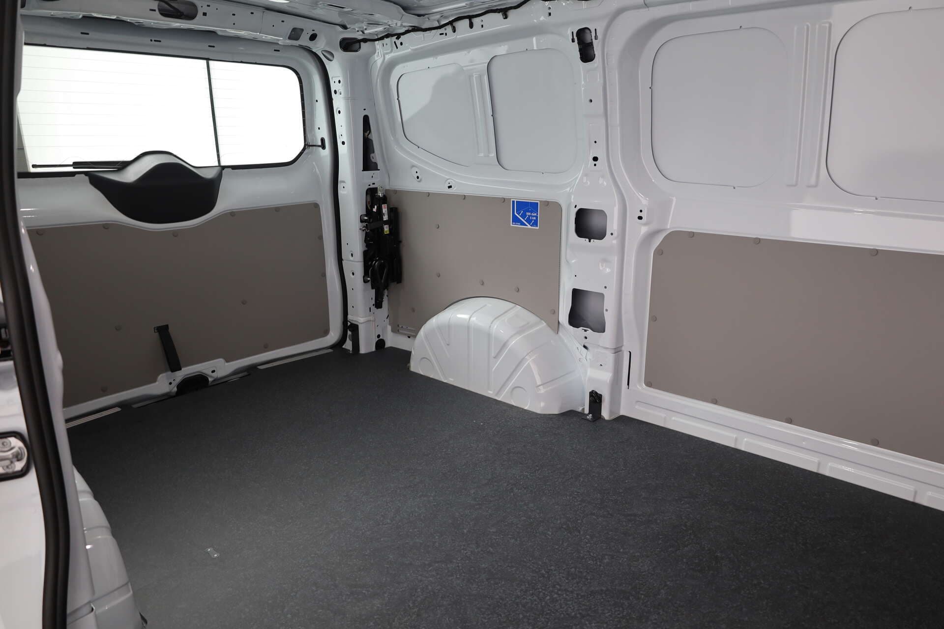 VOLKSWAGEN NUTZFAHRZEUGE T7 Transporter, photo 11 sur 17