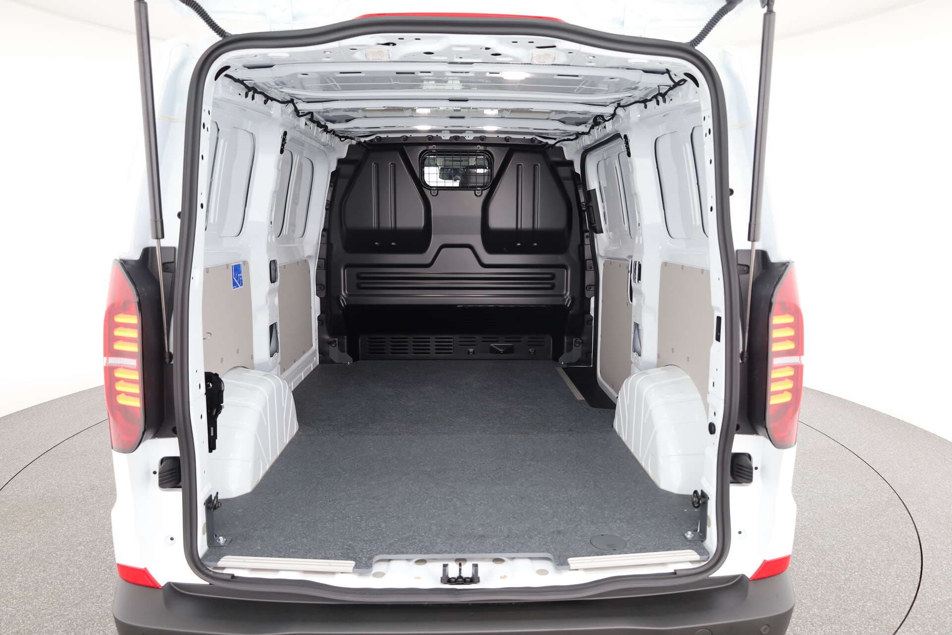 VOLKSWAGEN NUTZFAHRZEUGE T7 Transporter, photo 12 sur 17