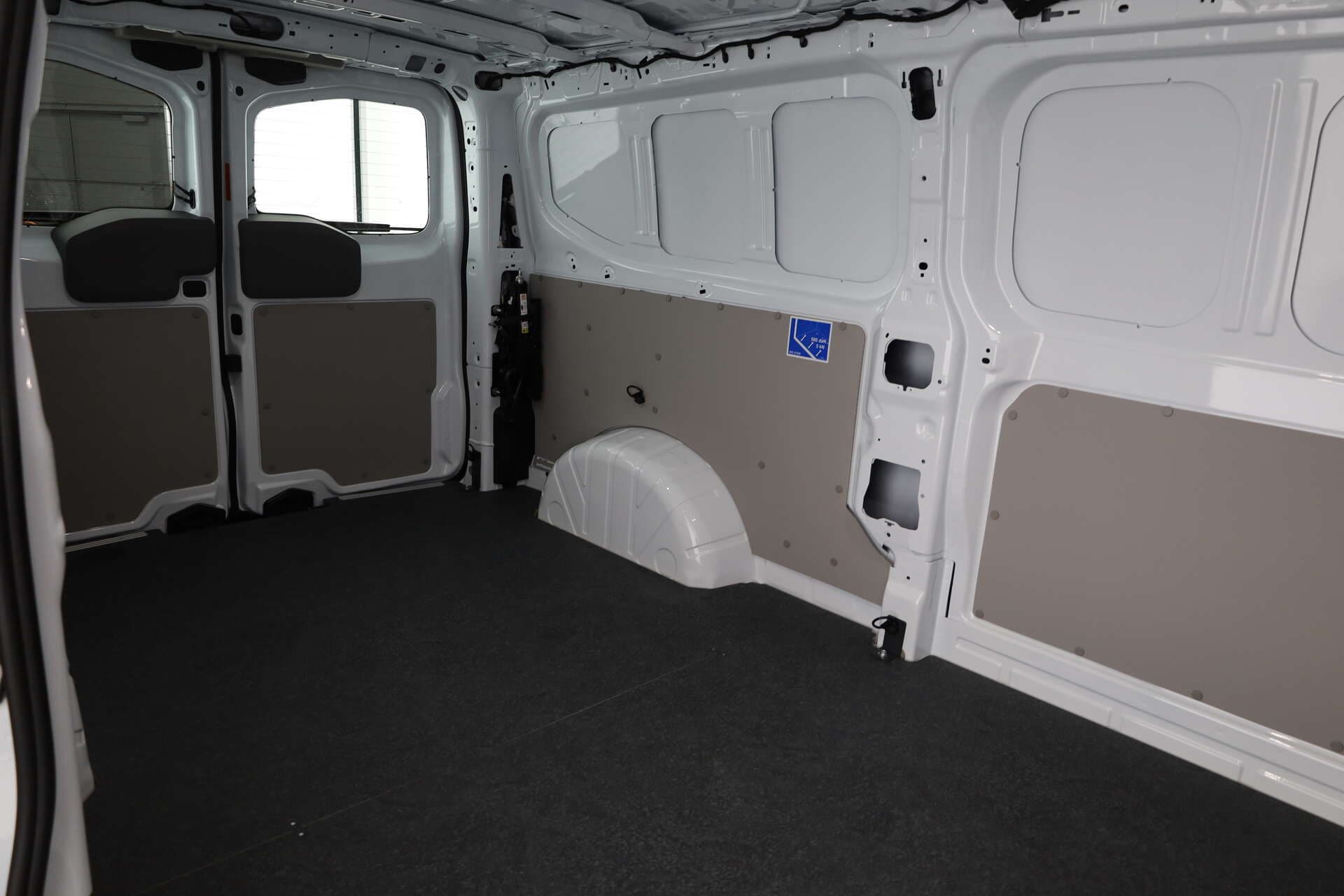 VOLKSWAGEN NUTZFAHRZEUGE T7 Transporter, photo 10 sur 17