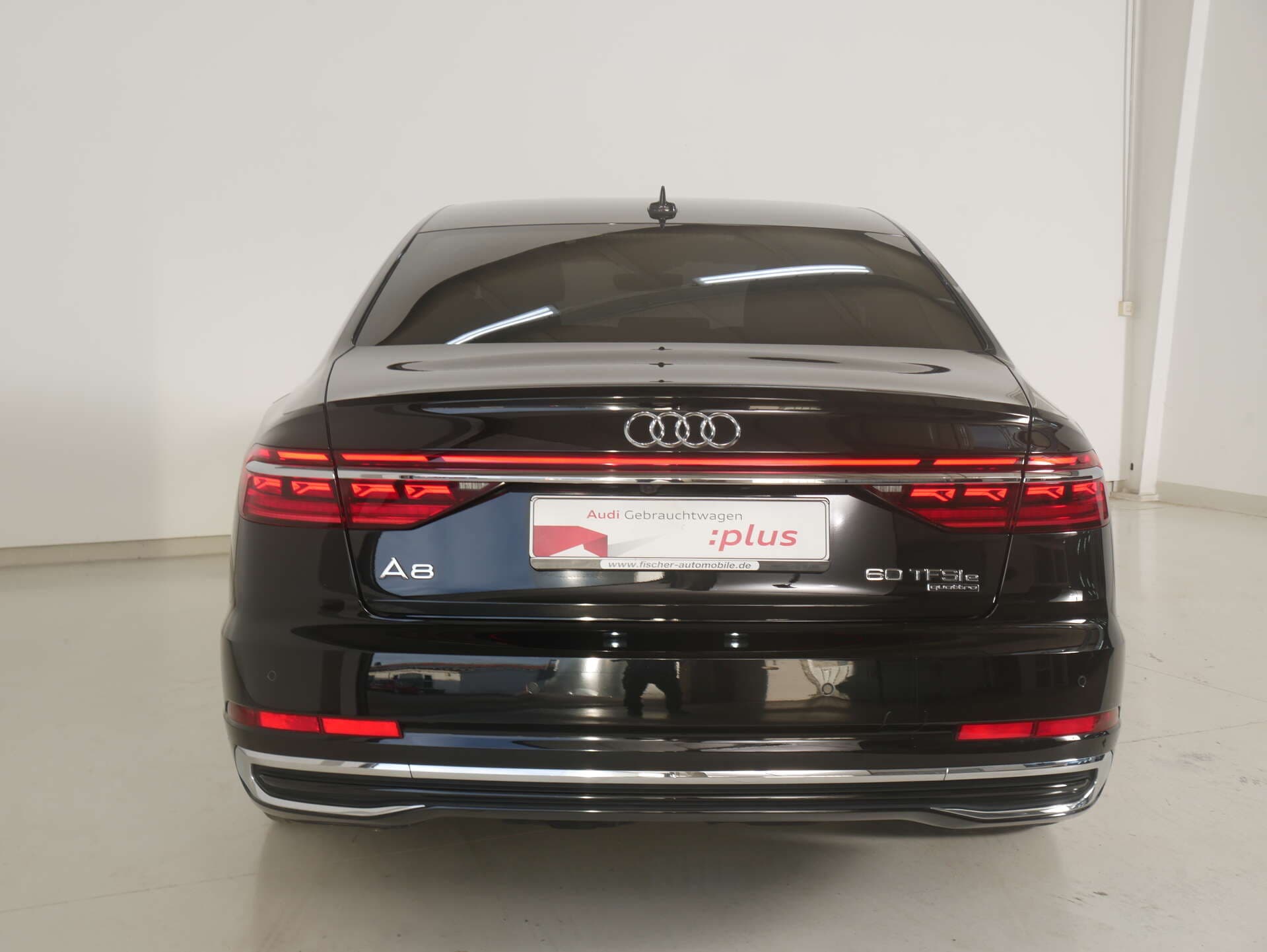 AUDI A8, photo 4 sur 17