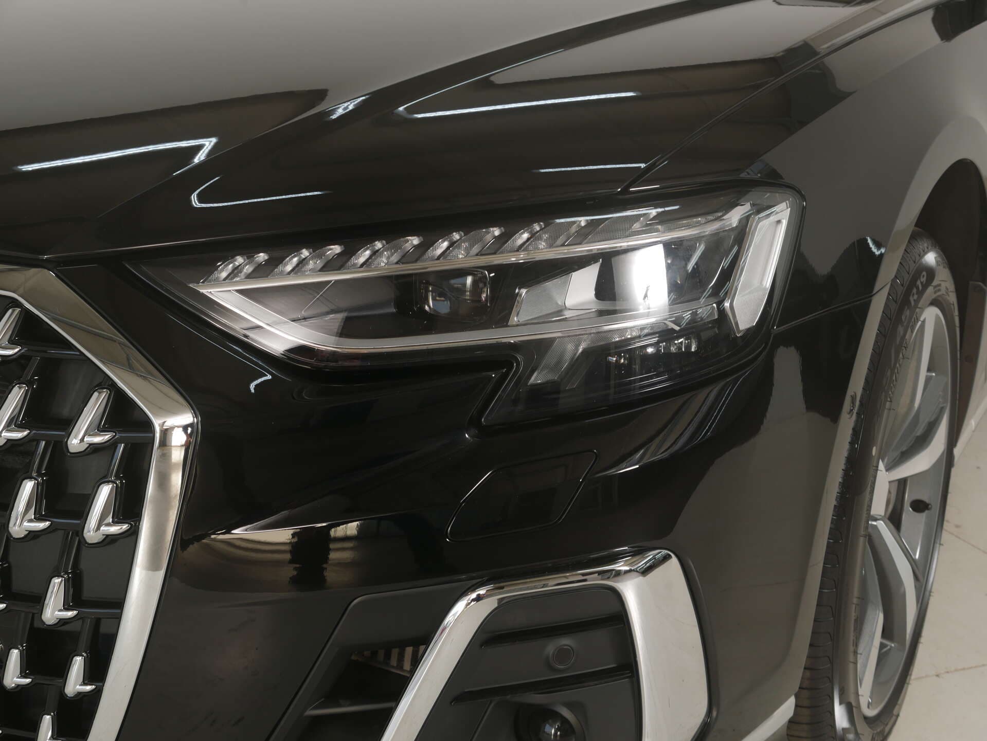AUDI A8, photo 7 sur 17