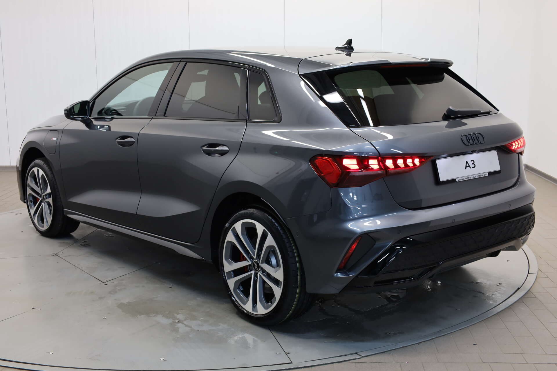 AUDI A3 Sportback, photo 3 sur 17