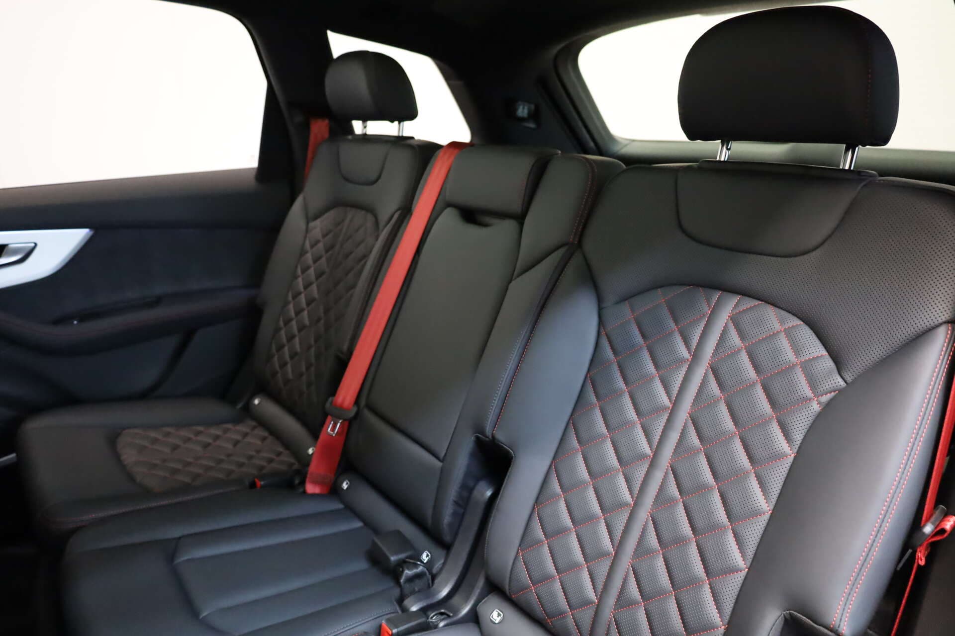 AUDI Q7, photo 10 sur 17