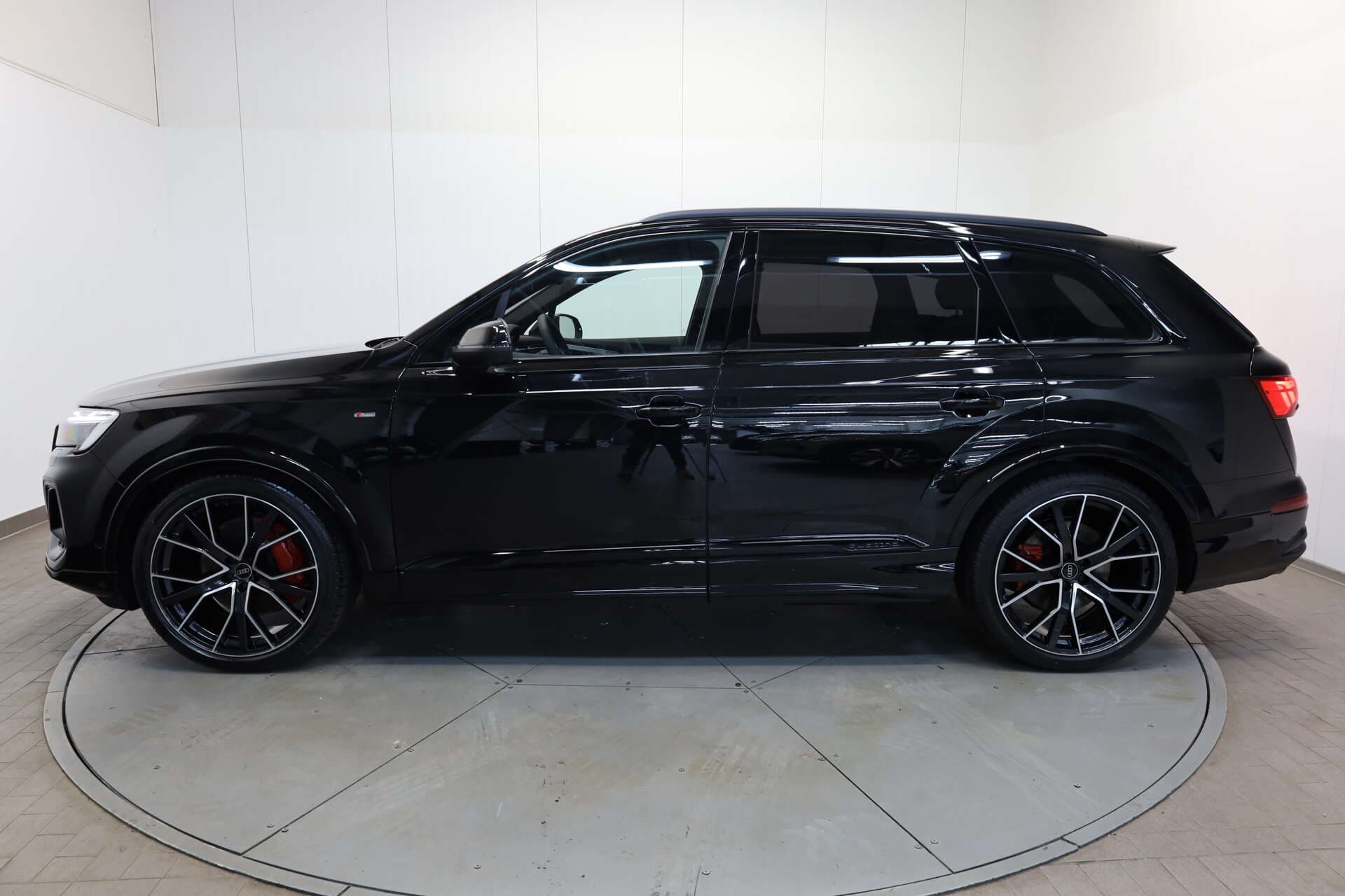 AUDI Q7, photo 4 sur 17