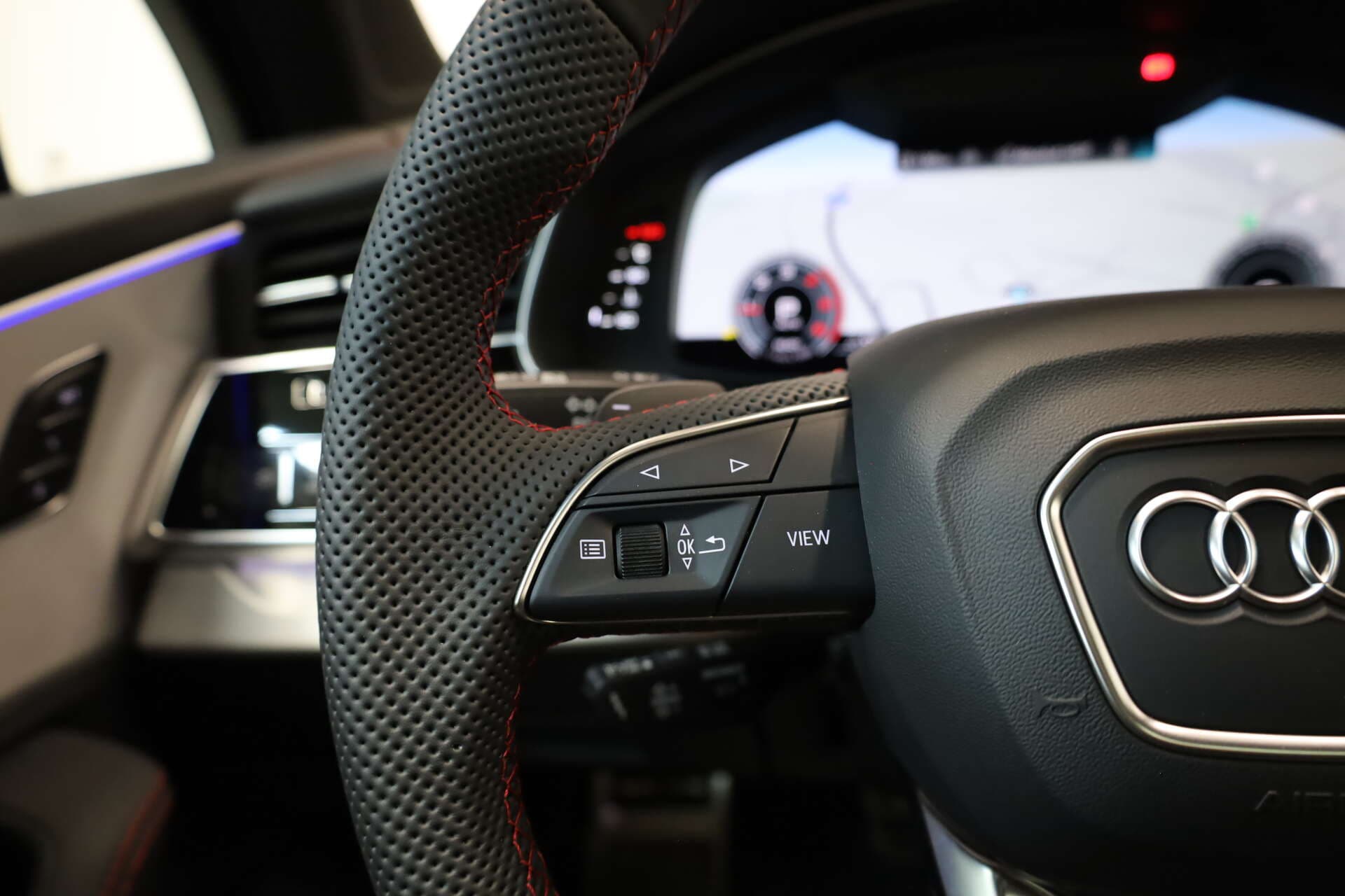 AUDI Q7, photo 14 sur 17